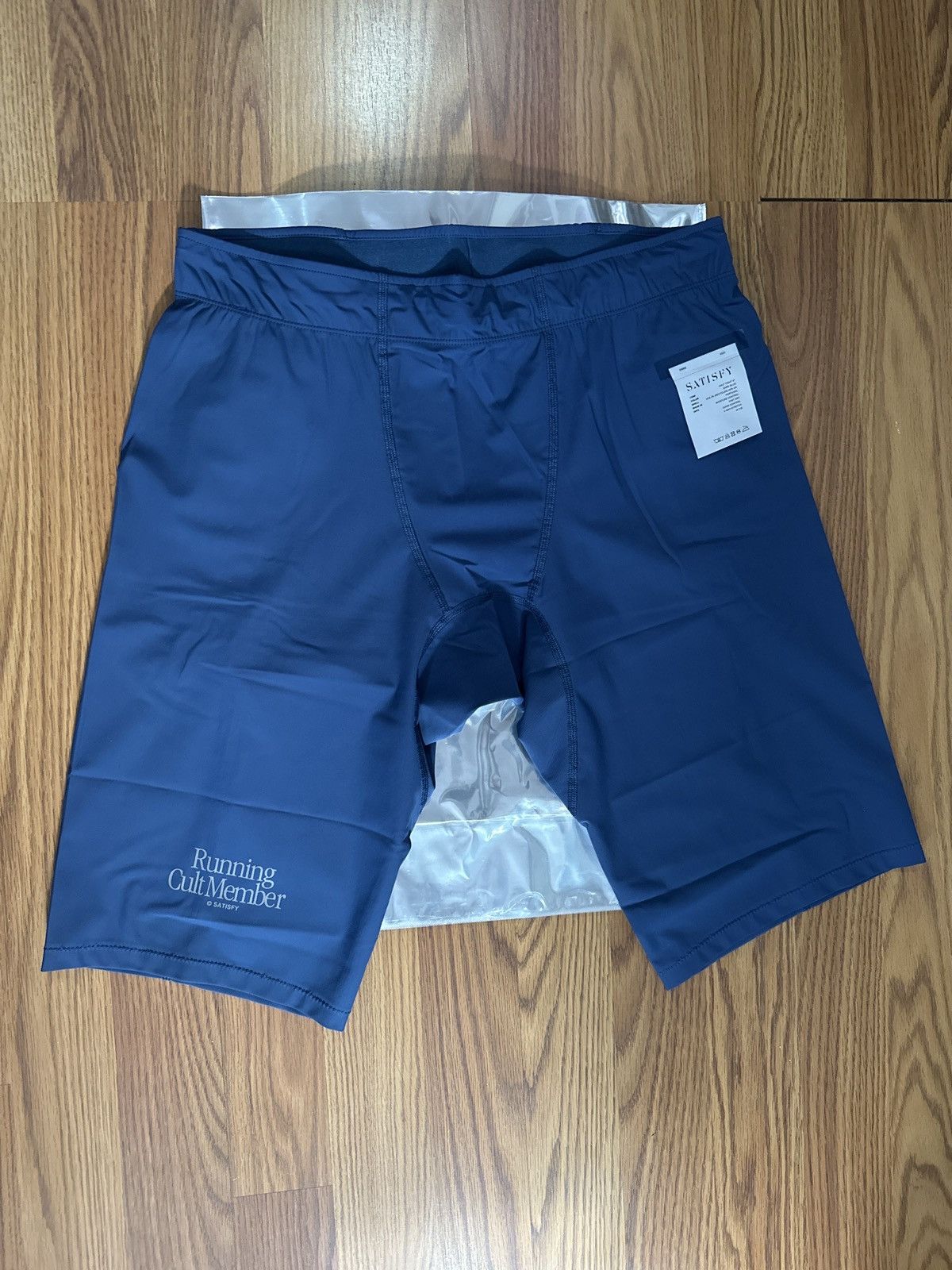 Satisfy Satisfy Half Tight 9” Size 4 Size US 36 / EU 52 - 1 Thumbnail