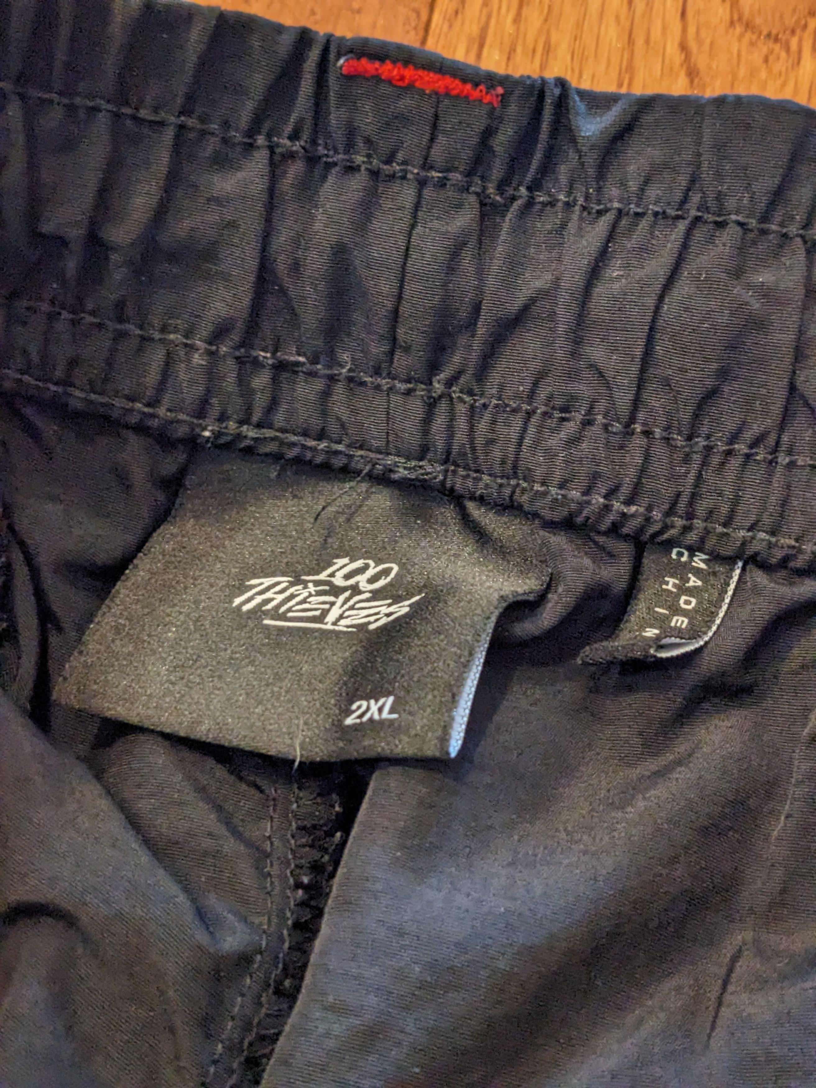Gildan 100 Thieves Black XX-Large Nylon Shorts Size US 40 / EU 56 - 3 Thumbnail