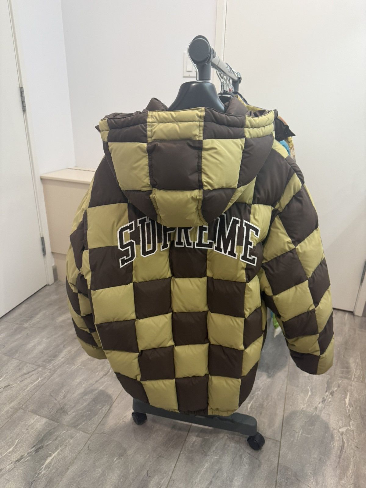 Supreme Supreme Checkerboard Puffy Jacket Size US XL / EU 56 / 4 - 3 Thumbnail