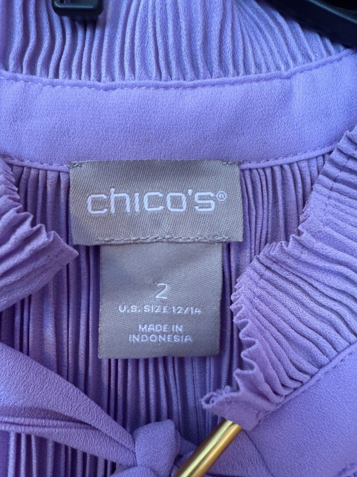 Chicos Chicos Woman Pleated Icy Purple Mockneck Peasant Raglan Top Size L / US 10 / IT 46 - 2 Thumbnail