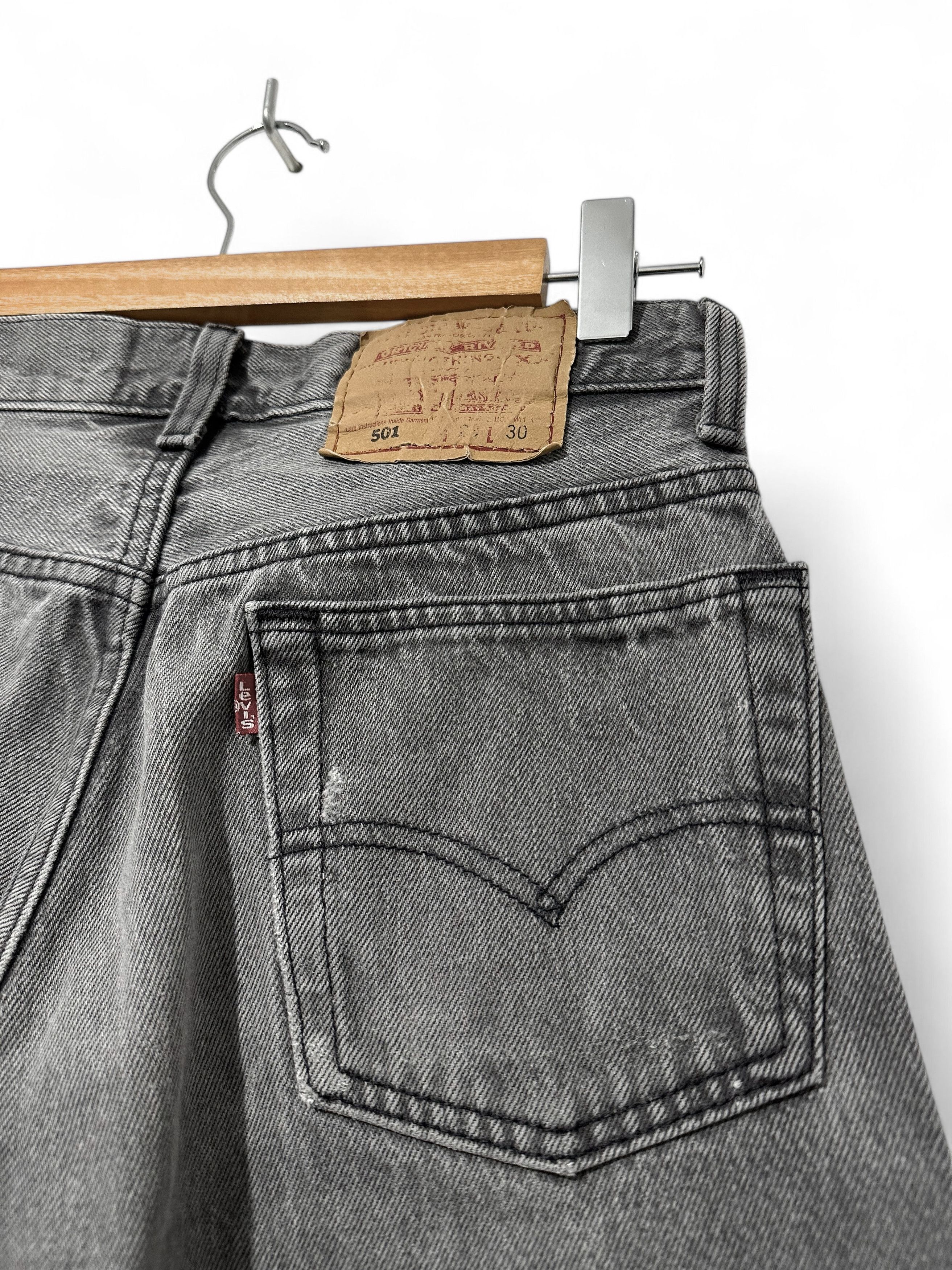 Levi's Levi's Vintage Gray Washed High Rise Button Fly Jeans (S) Size 29" - 3 Thumbnail