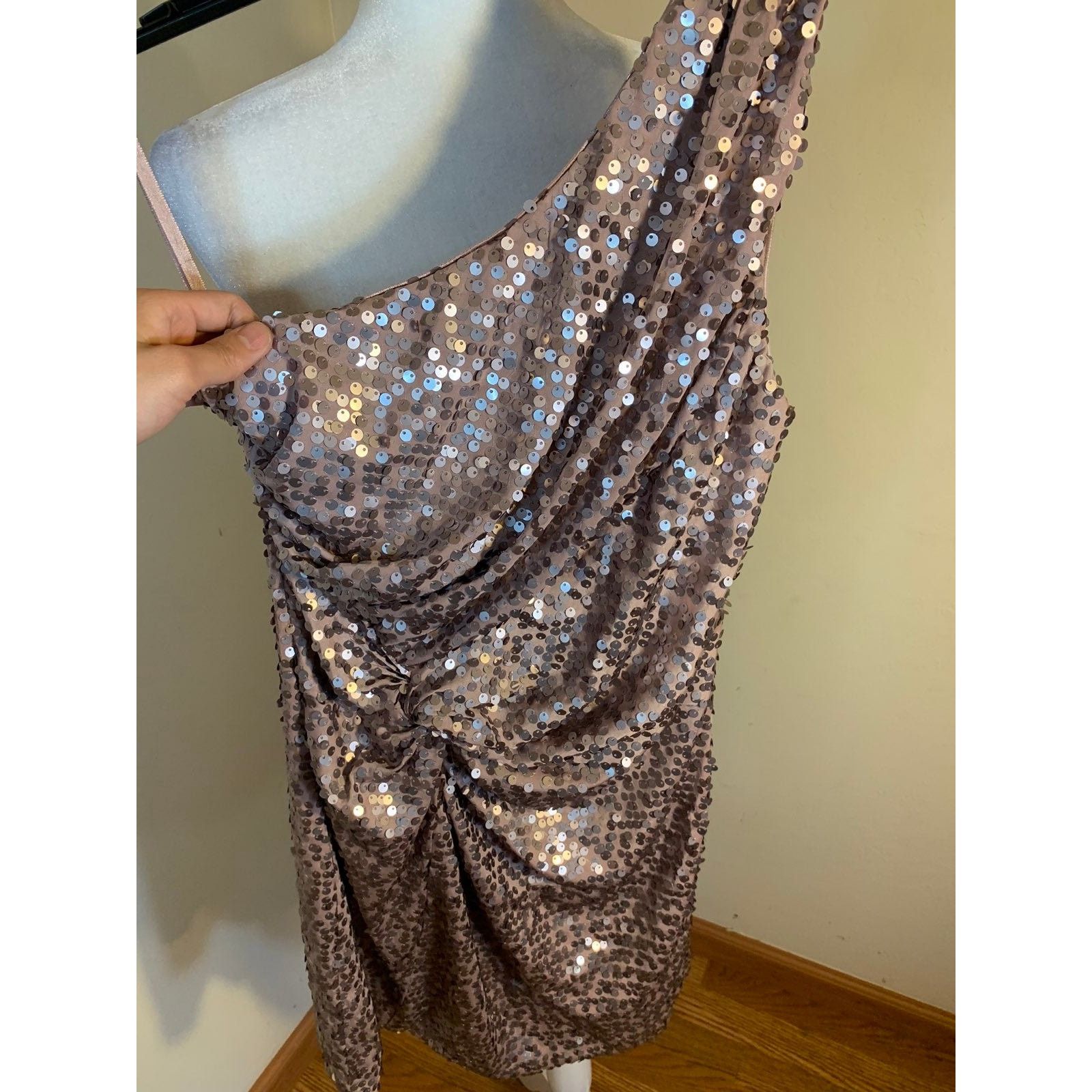 Other Women One shoulder sequin mini dress size S Size S / US 4 / IT 40 - 7 Thumbnail