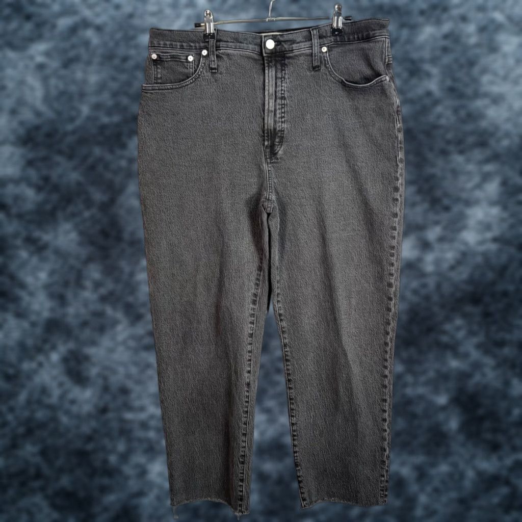 Madewell Madewell Womens Size 32 Gray High-Rise Straight Jeans Raw Hem Size 24" / US 00 / IT 34 - 1 Thumbnail
