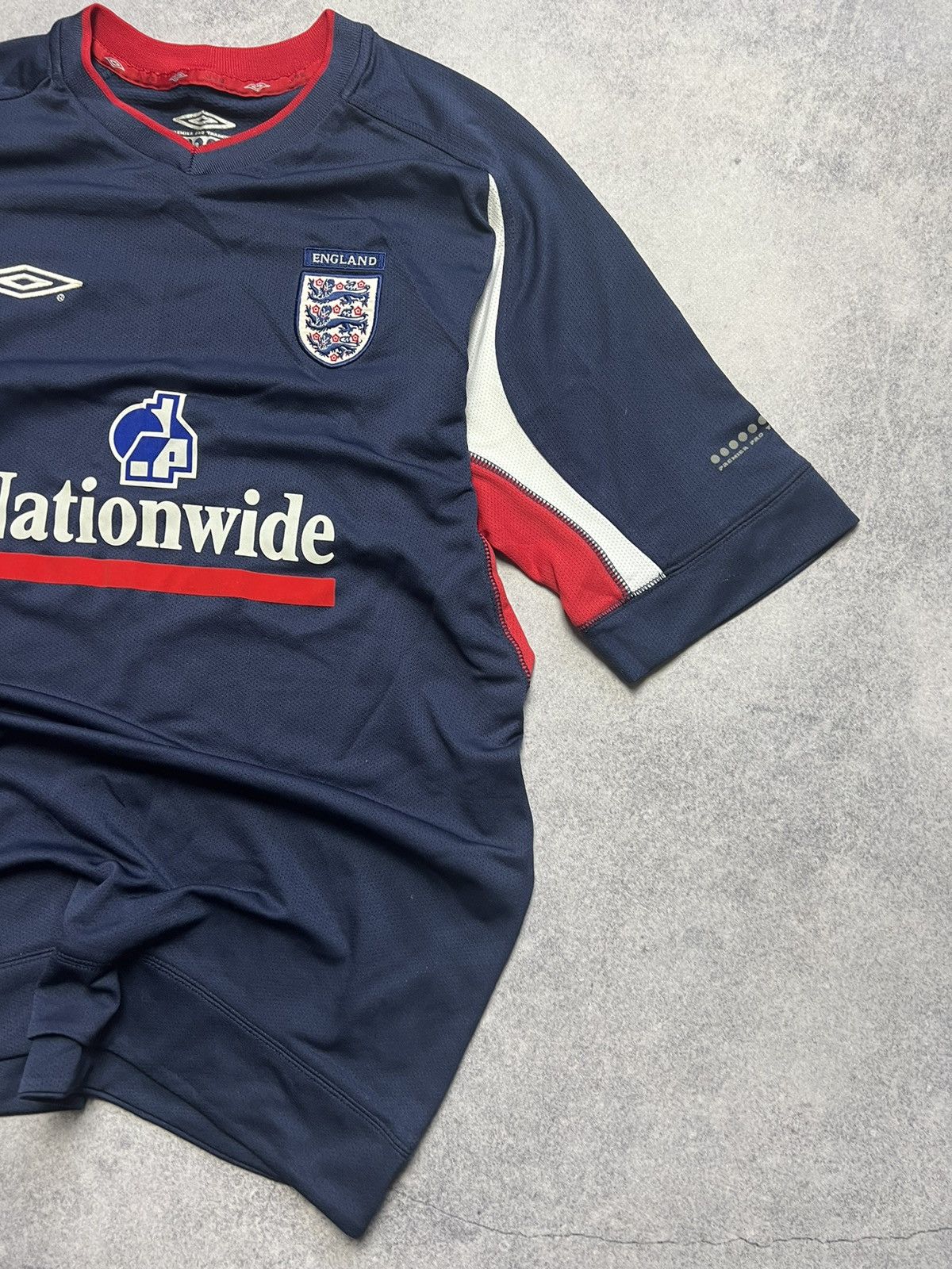 Umbro Vintage Umbro England 2000 Blockcore style Y2K Soccer Jersey Size US M / EU 48-50 / 2 - 3 Thumbnail