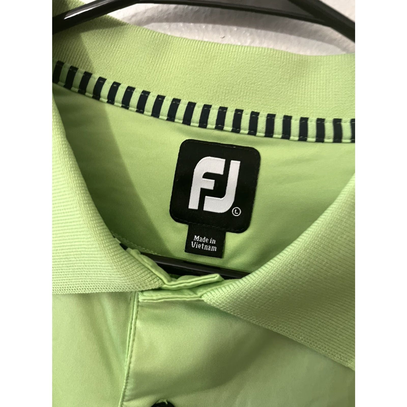 Footjoy FootJoy Polo Shirt Size L Green Logo Sleeve Button-Down Collar Men Size US L / EU 52-54 / 3 - 2 Thumbnail