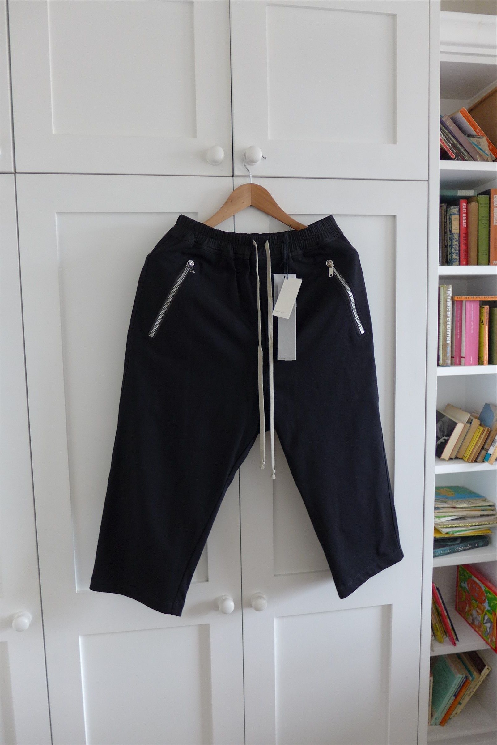 Rick Owens Rick Owens Tecuatl Cropped Drawstring Pants - Black Cotton Size US 32 / EU 48 - 2 Thumbnail