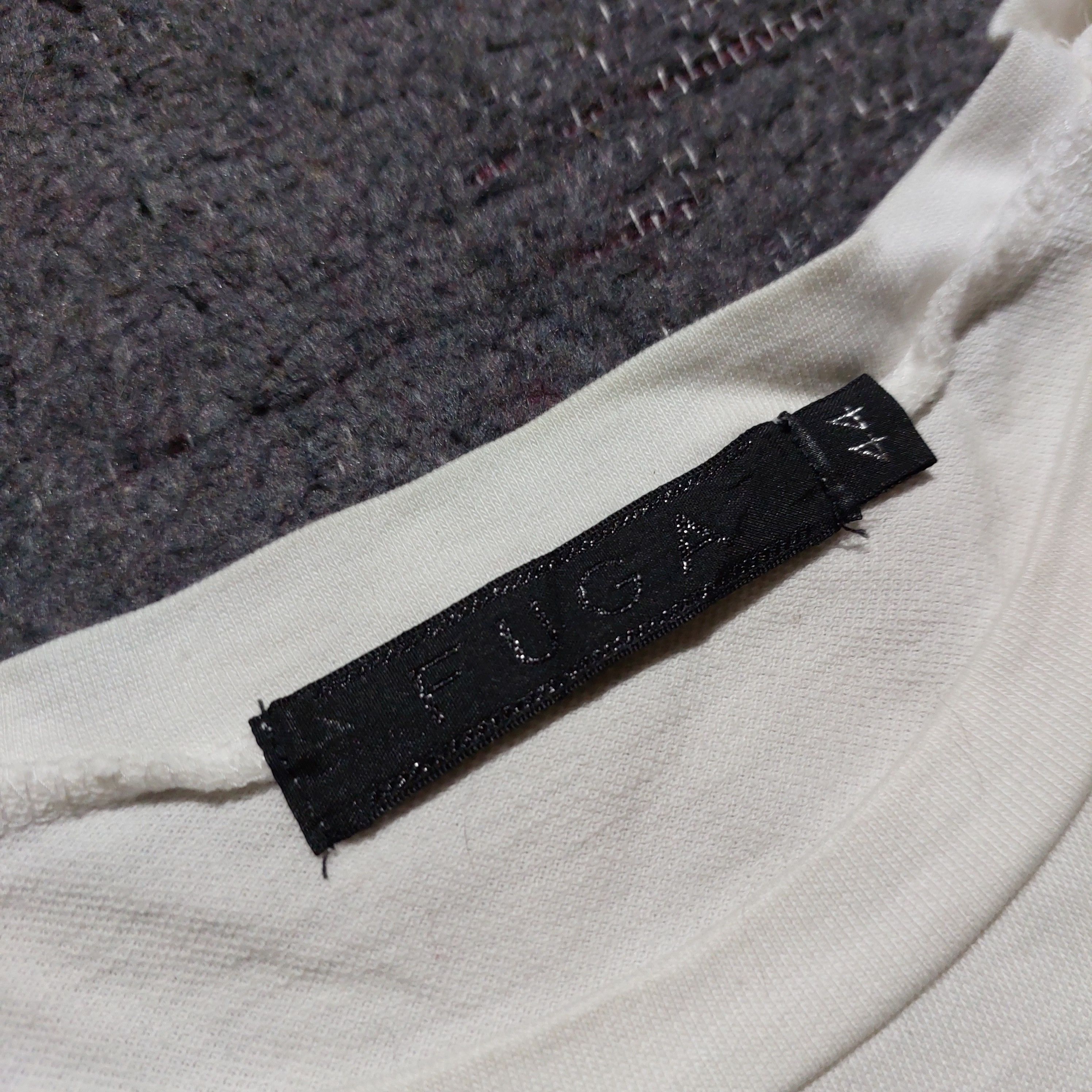 GOSTAR DE FUGA FUGA crewneck "INNOCENT HEART" white sweater Size US L / EU 52-54 / 3 - 7 Thumbnail