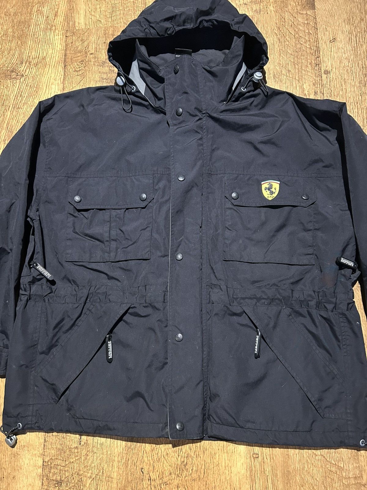 Ferrari Vintage 2000 Official Ferrari F1 Rain jacket M Boxy Size US M / EU 48-50 / 2 - 5 Thumbnail