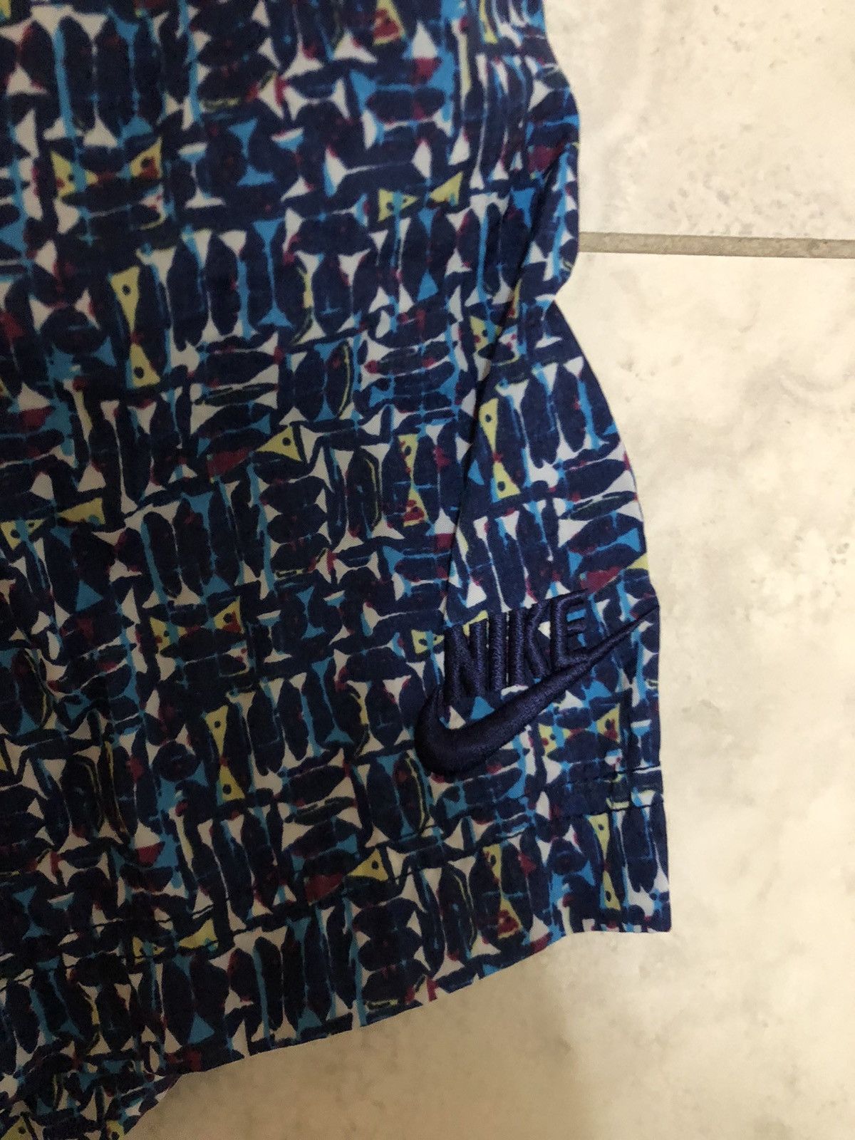 Nike Rare vintage 90s nike abstract geometric art shorts blue Size US 30 / EU 46 - 2 Thumbnail