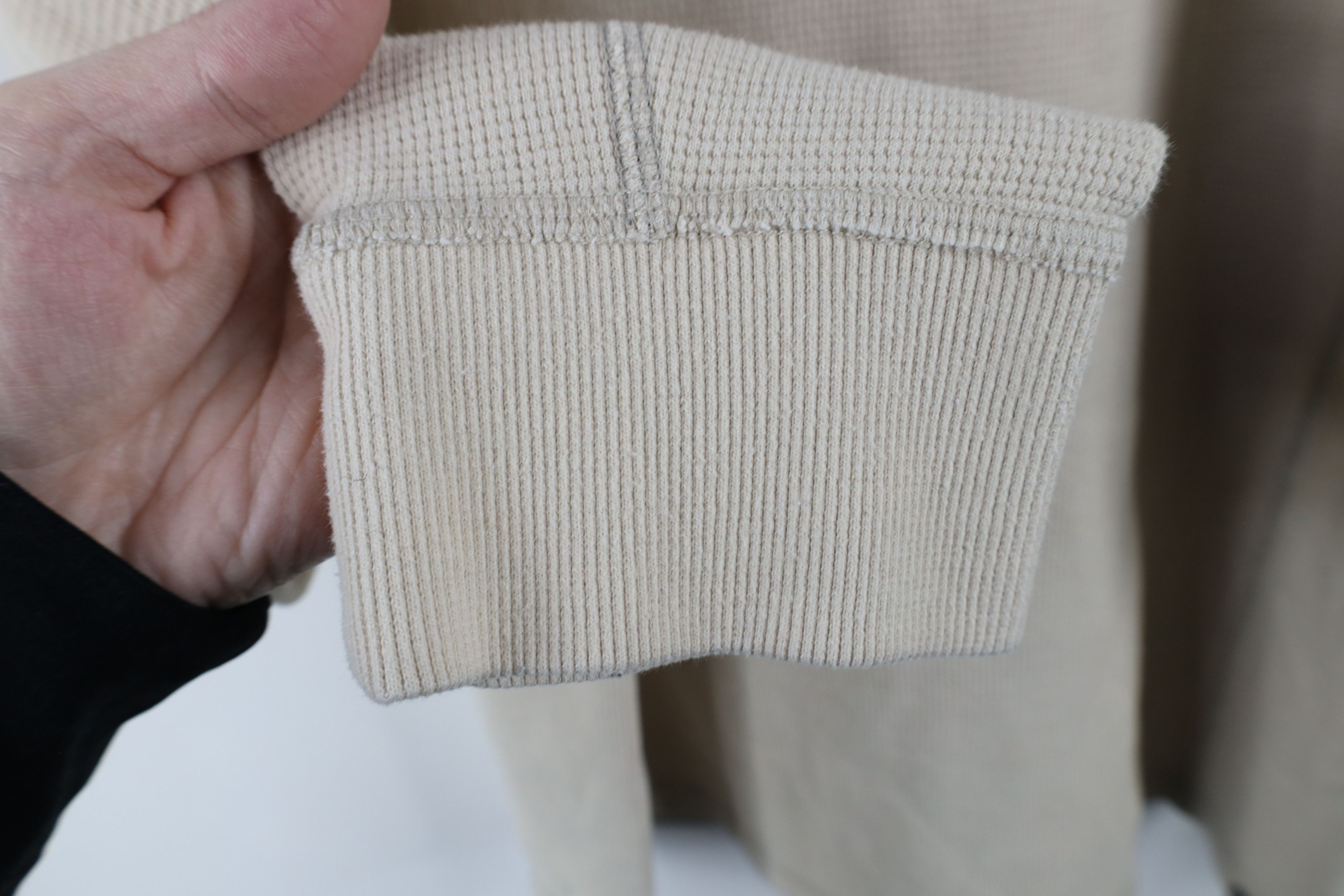 Eddie Bauer × Vintage Vintage Eddie Bauer Script Bear Thermal Waffle Knit T-Shirt Size L / US 10 / IT 46 - 8 Thumbnail