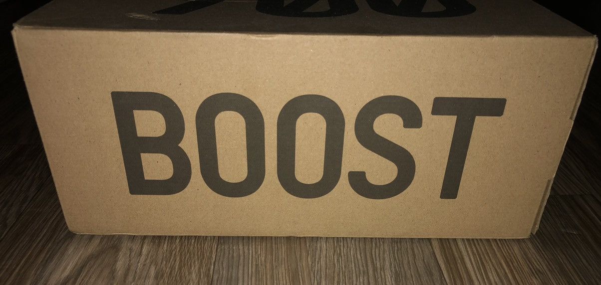 Adidas × Kanye West Yeezy 700 MNVM Geode Size US 11 / EU 44 - 14 Thumbnail