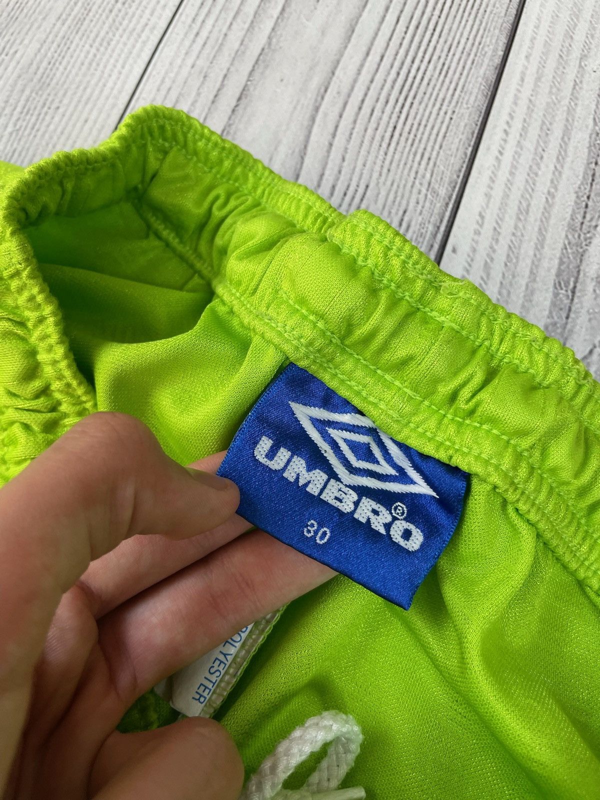 Umbro Vintage umbro England green shorts size S rare away Size US 30 / EU 46 - 6 Thumbnail
