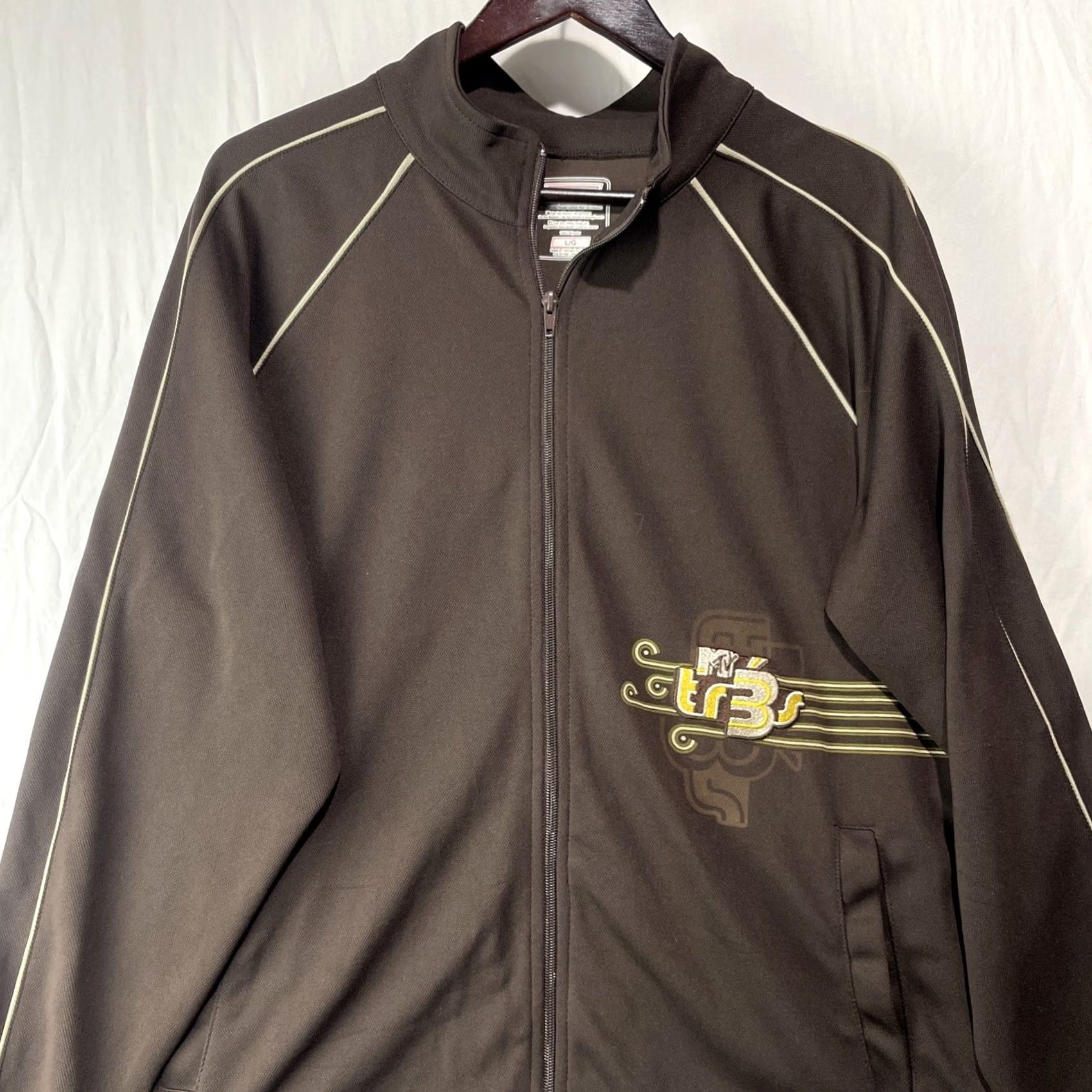 Vintage VINTAGE MTV TRACK JACKET Mens Large Brown Tres Latin Spanish Videos Y2K Full Zip Track Jacket Mens Large Brown Y2K Full Zip MTV Vintage Size US L / EU 52-54 / 3 - 2 Thumbnail