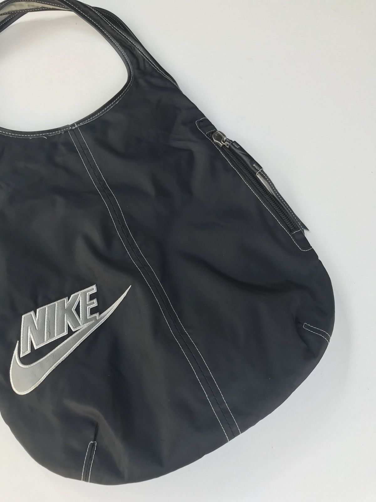 Vintage Nike Vintage bag Nike shoper y2k style Size ONE SIZE - 4 Thumbnail