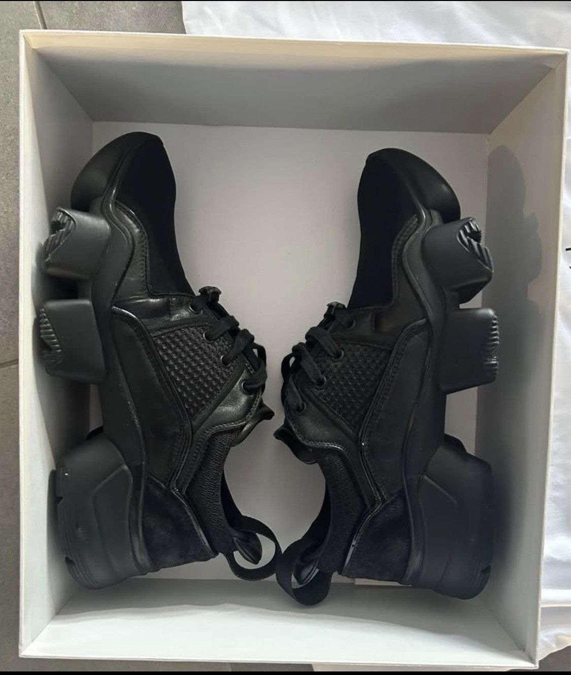 Givenchy Givenchy mens shoes Size US 10.5 / EU 43-44 - 1 Thumbnail