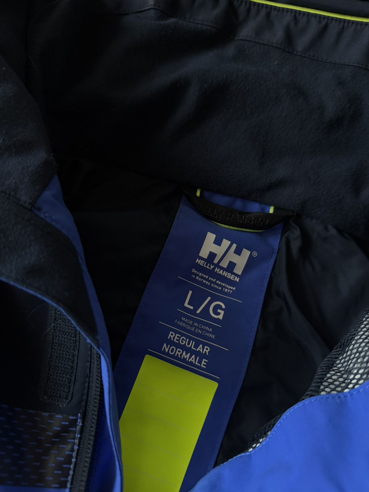 Helly Hansen ‼️Pro Helly Hansen Waterproof Kill Cord ,Cuffs Tech Jacket‼️ Size US L / EU 52-54 / 3 - 14 Thumbnail