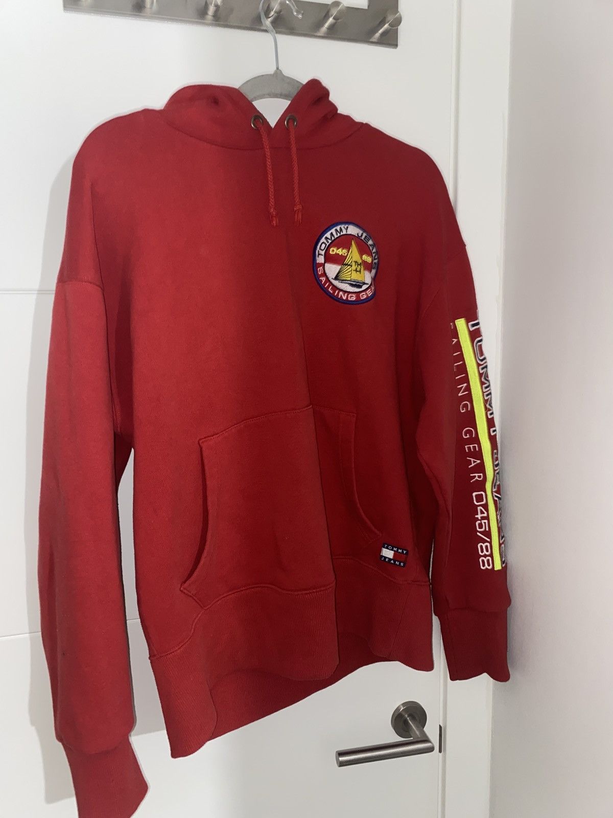 Tommy Hilfiger Tommy Jeans Sailing Hoodie OG Size US M / EU 48-50 / 2 - 6 Thumbnail