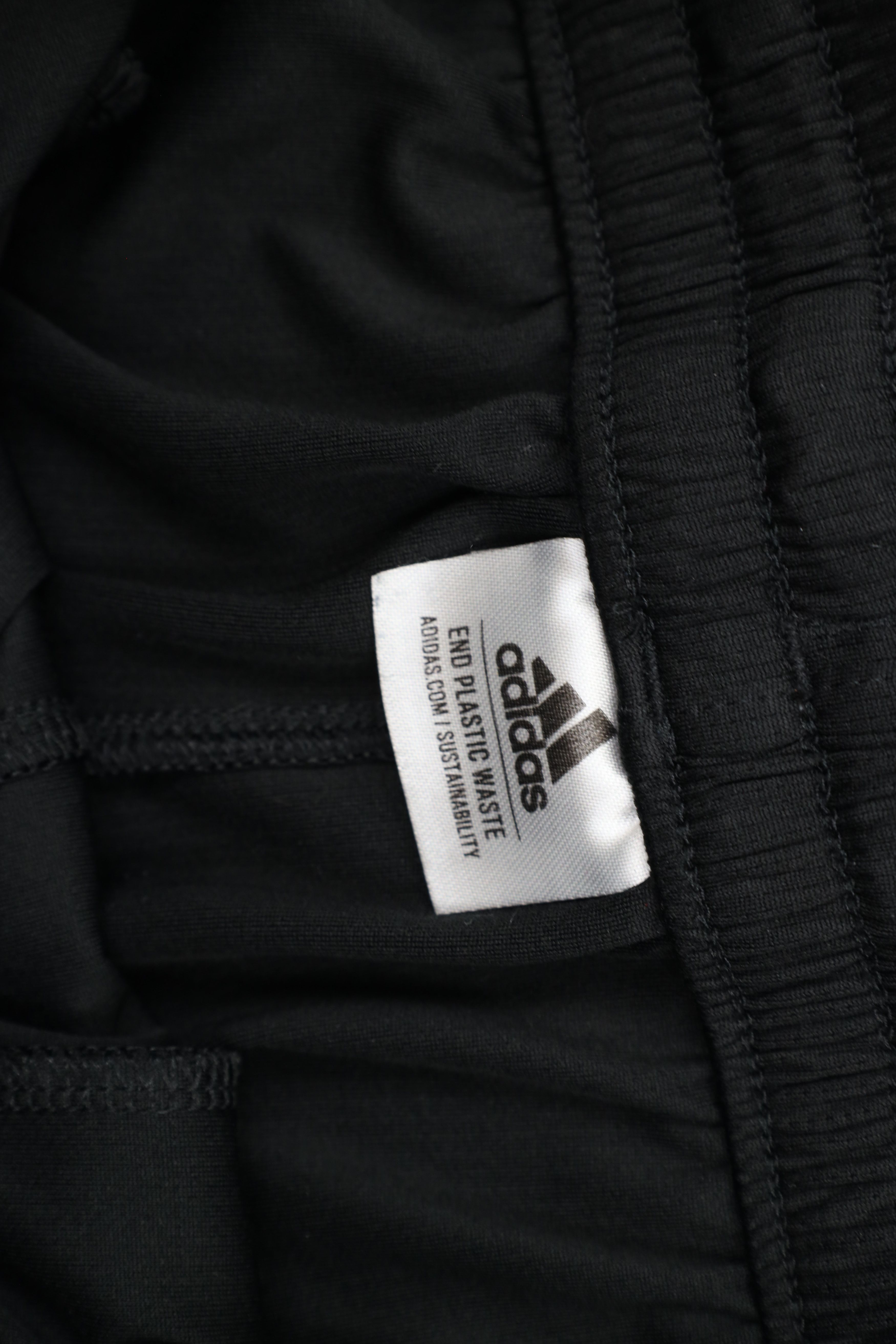 Adidas × Vintage Vintage Y2K Adidas Spell Out Running Jogging Soccer Shorts Size US 30 / EU 46 - 8 Thumbnail