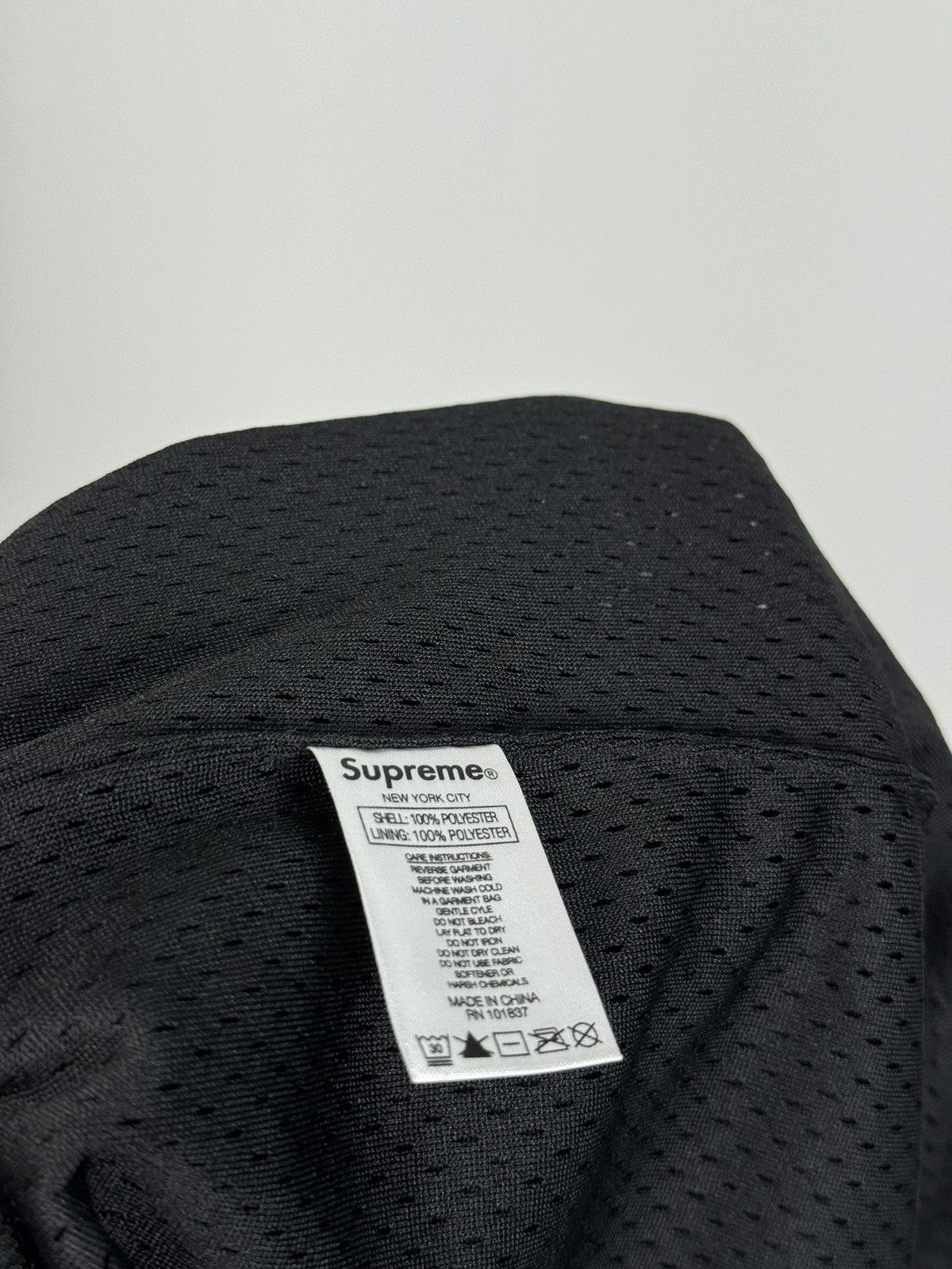 Supreme Crystal logo short M Size US 32 / EU 48 - 8 Thumbnail