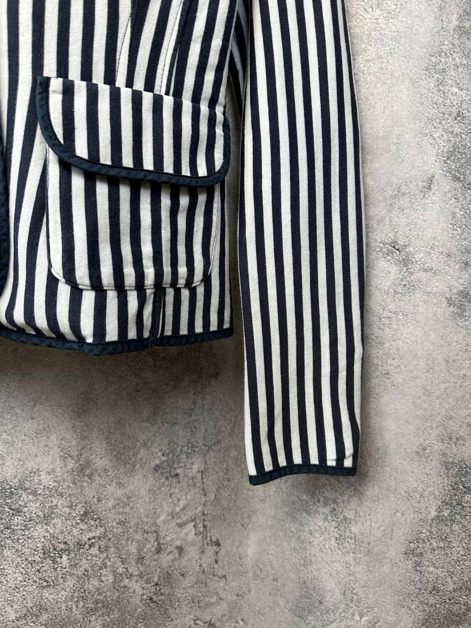 Designer × Weekend Max Mara Weekend Max Mara Striped Blazer Jacket Japan "W" Patch Size S / US 4 / IT 40 - 9 Thumbnail