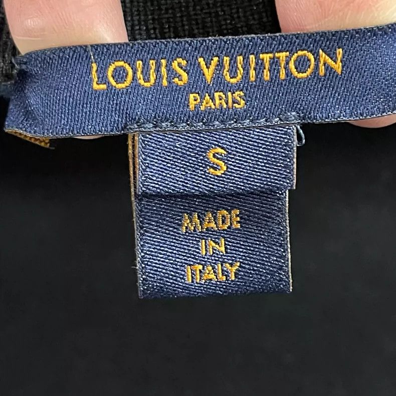Louis Vuitton Louis Vuitton long sleeves 2503-Nextarrow Size US S / EU 44-46 / 1 - 8 Thumbnail