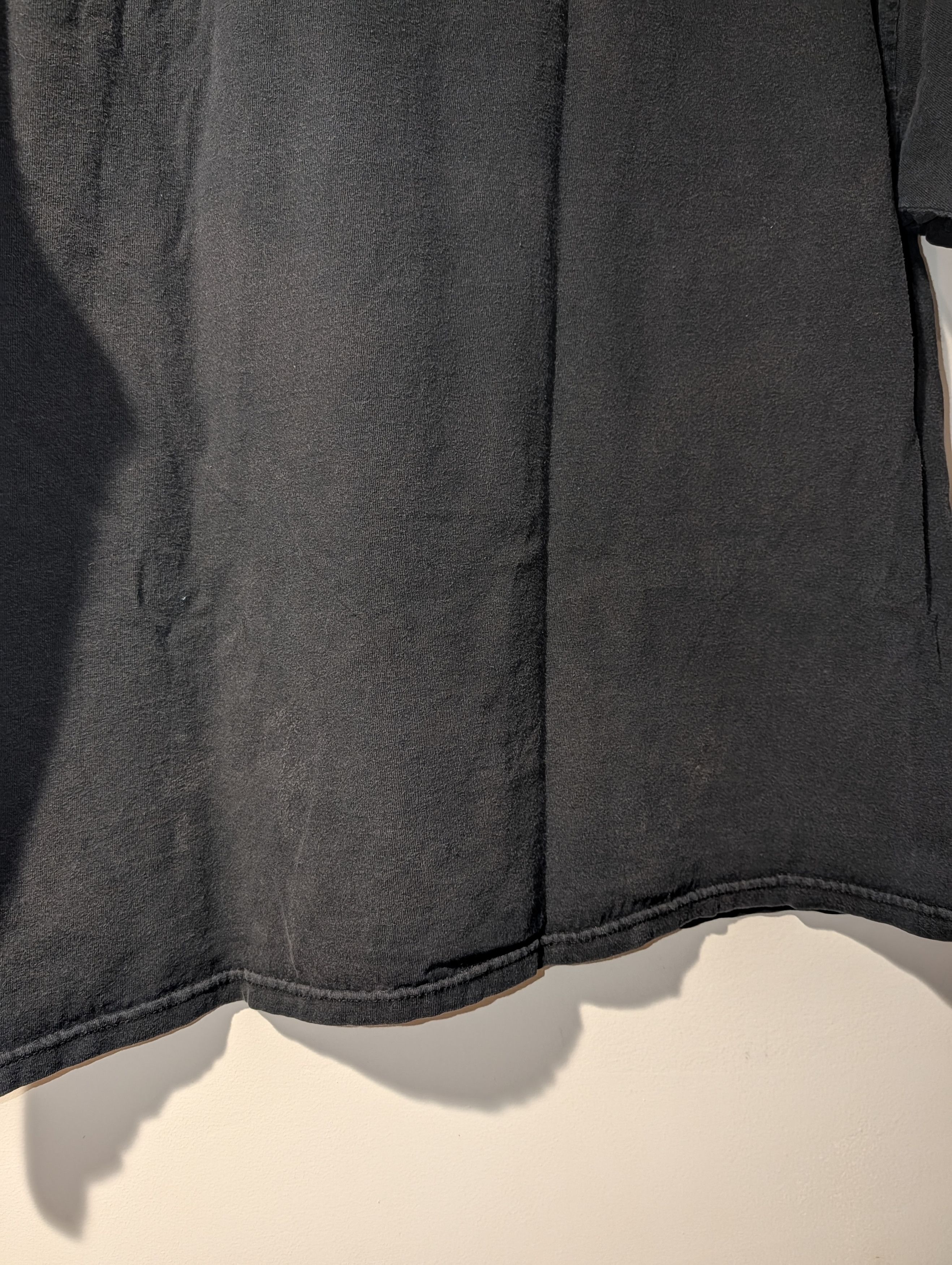 Band Tees Vintage 2006 Pink Floyd Sound Of Thunder Delicate T-Shirt Size US XL / EU 56 / 4 - 6 Thumbnail