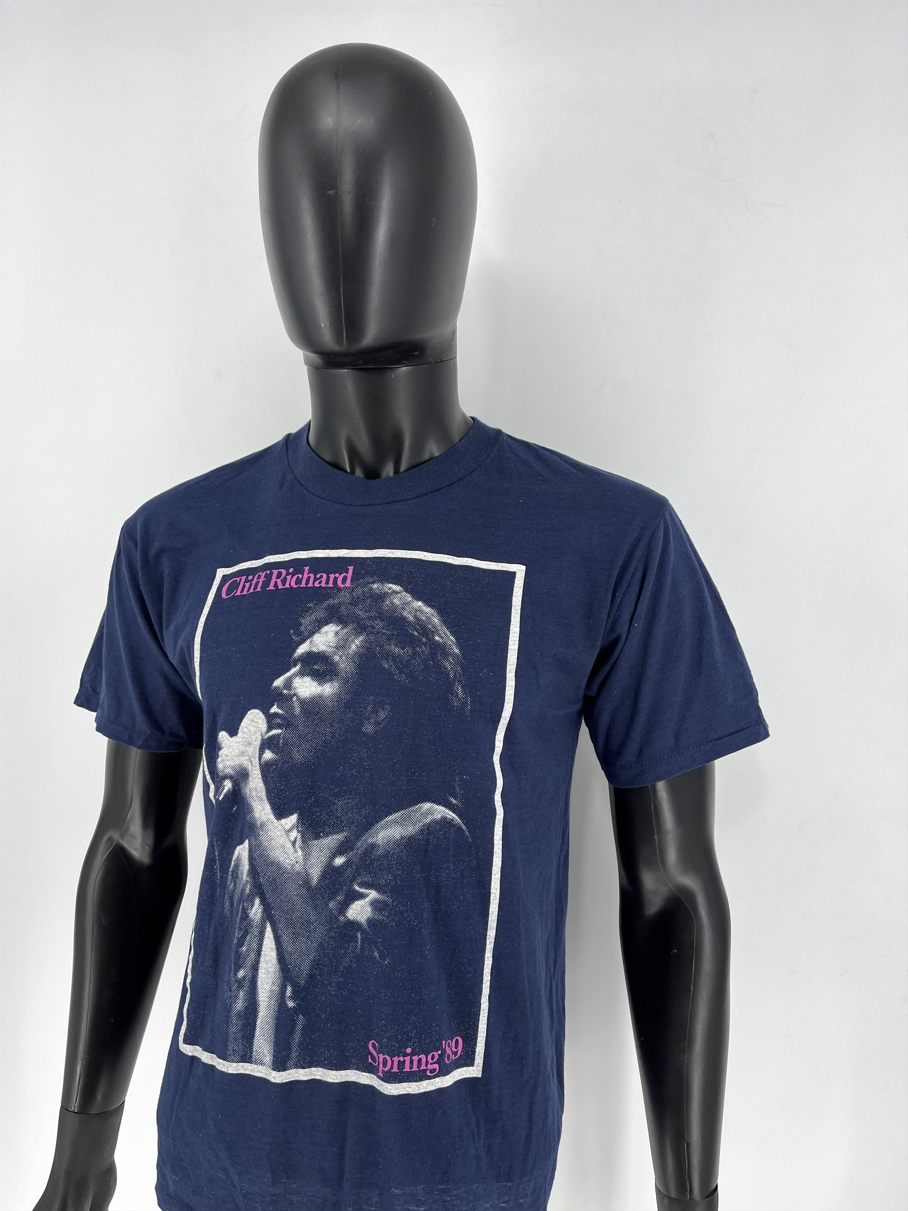 Band Tees × Vintage Vintage Cliff Richard The Spring 1989 T-Shirt Size L Size US L / EU 52-54 / 3 - 4 Thumbnail