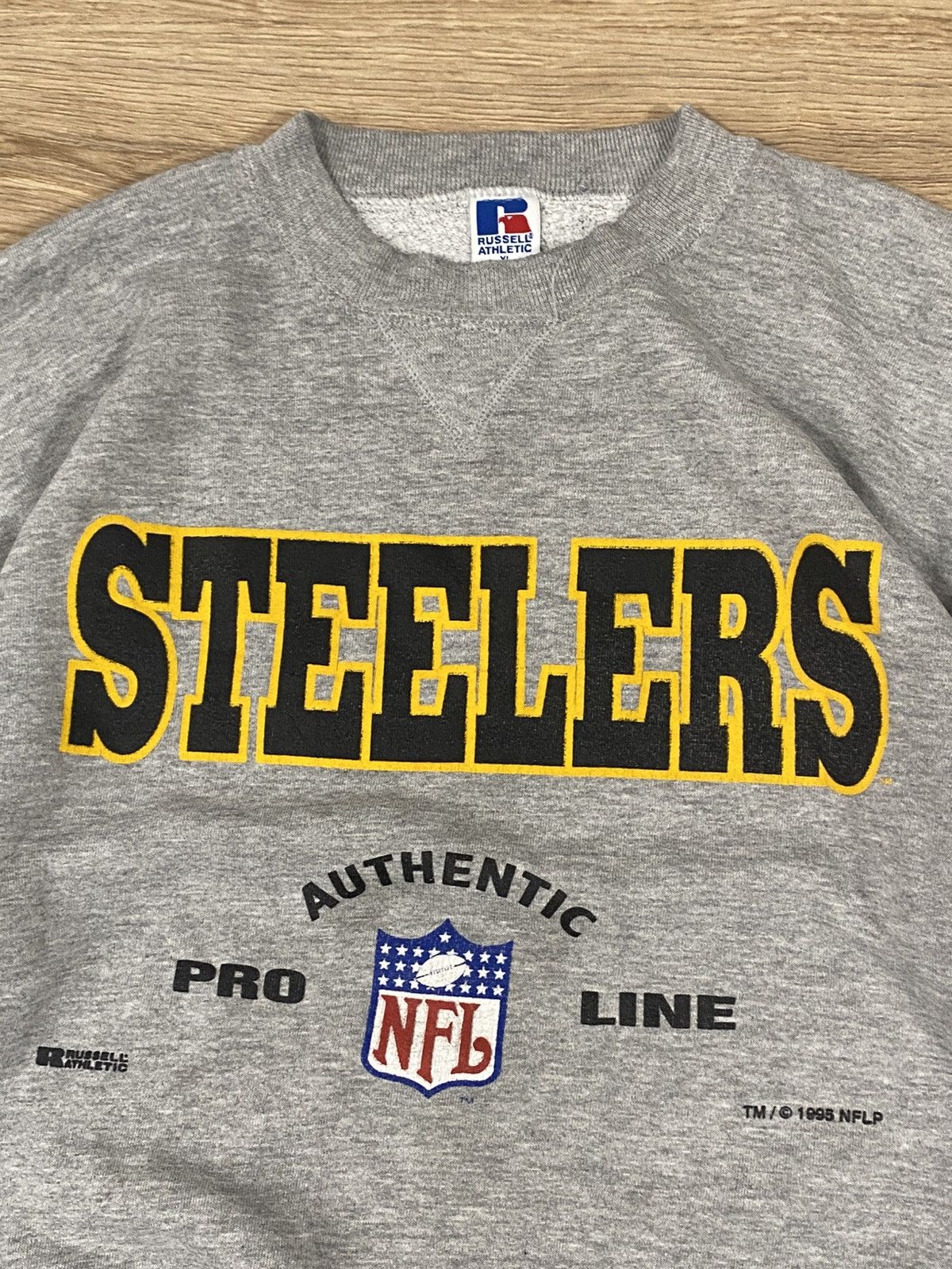NFL 90’s Pittsburg Steelers Vintage Russel Athletics Sweatshirt Size US XL / EU 56 / 4 - 2 Thumbnail