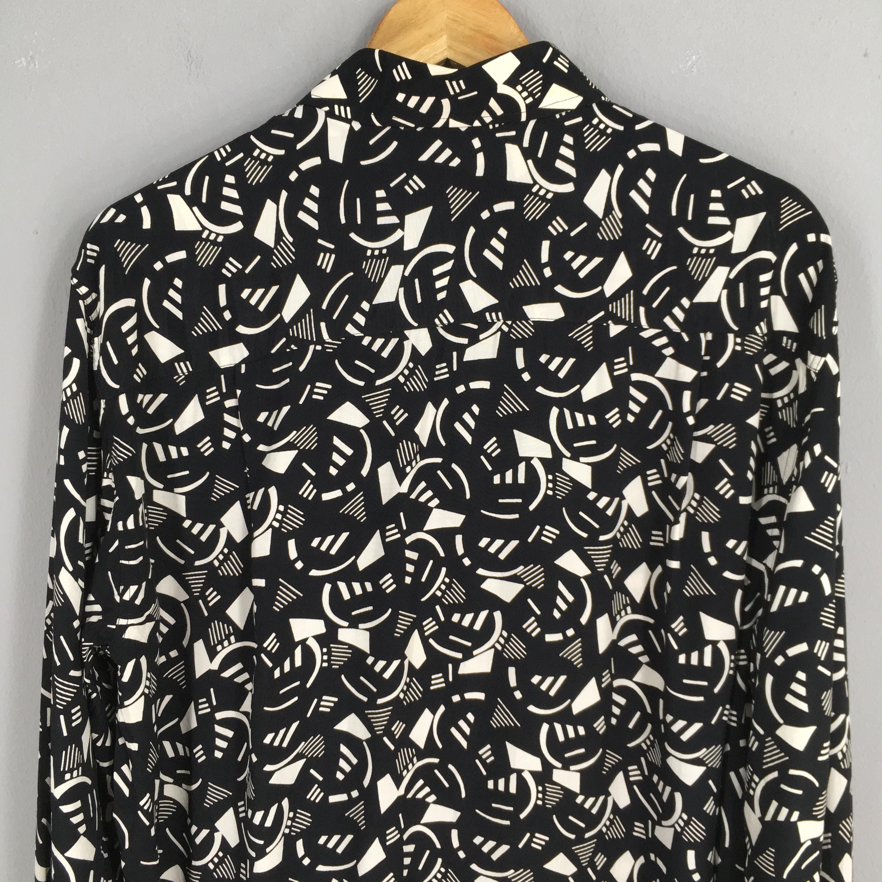 Vintage Vintage Buccinelli Studio Italy Casual Rayon Shirt XLarge Size US XL / EU 56 / 4 - 8 Thumbnail