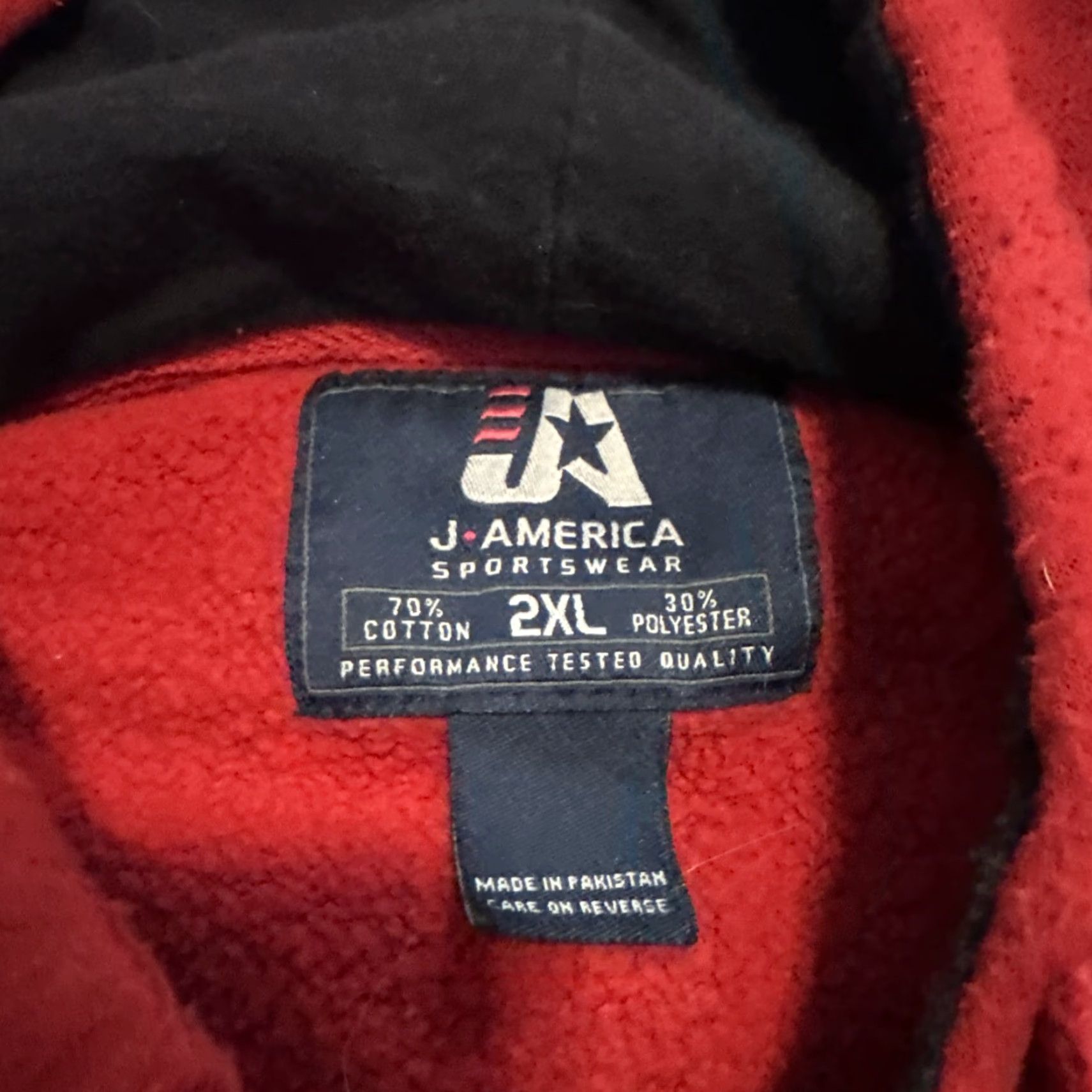 Vintage VINTAGE J.America Hoodie University of Georgia Bulldogs Sweatshirt 2XL Red Men Regular Pullover Size US XXL / EU 58 / 5 - 6 Thumbnail