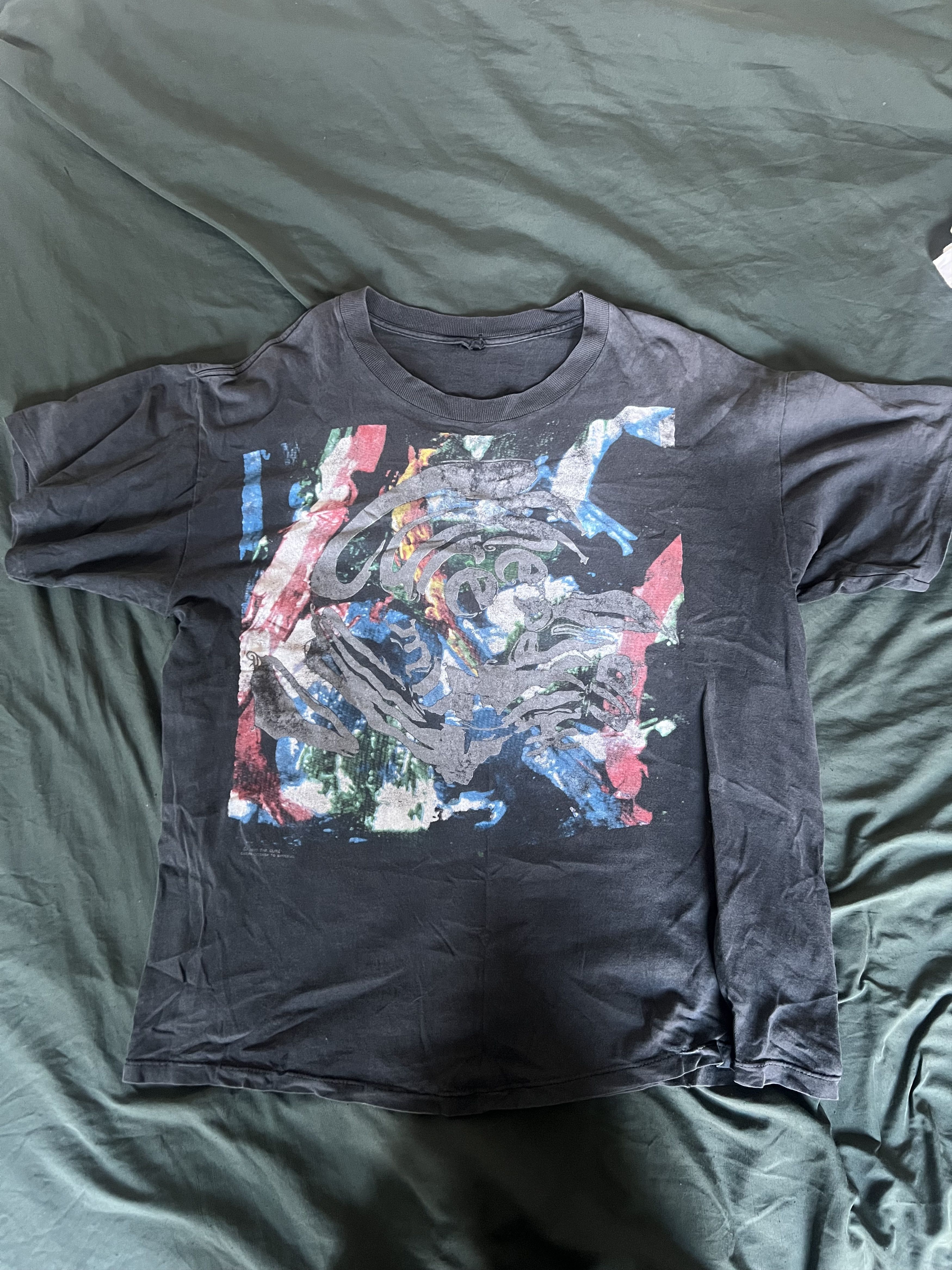 The Cure THE CURE ‘all mixed up ‘ 1990 SUPER RARE TEE size L Size US L / EU 52-54 / 3 - 1 Thumbnail
