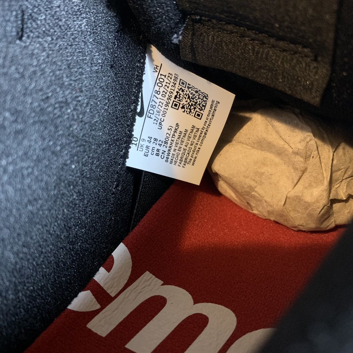 Nike × Supreme Supreme Nike SB Dunk Low Rammellzee Size US 10 / EU 43 - 25 Thumbnail