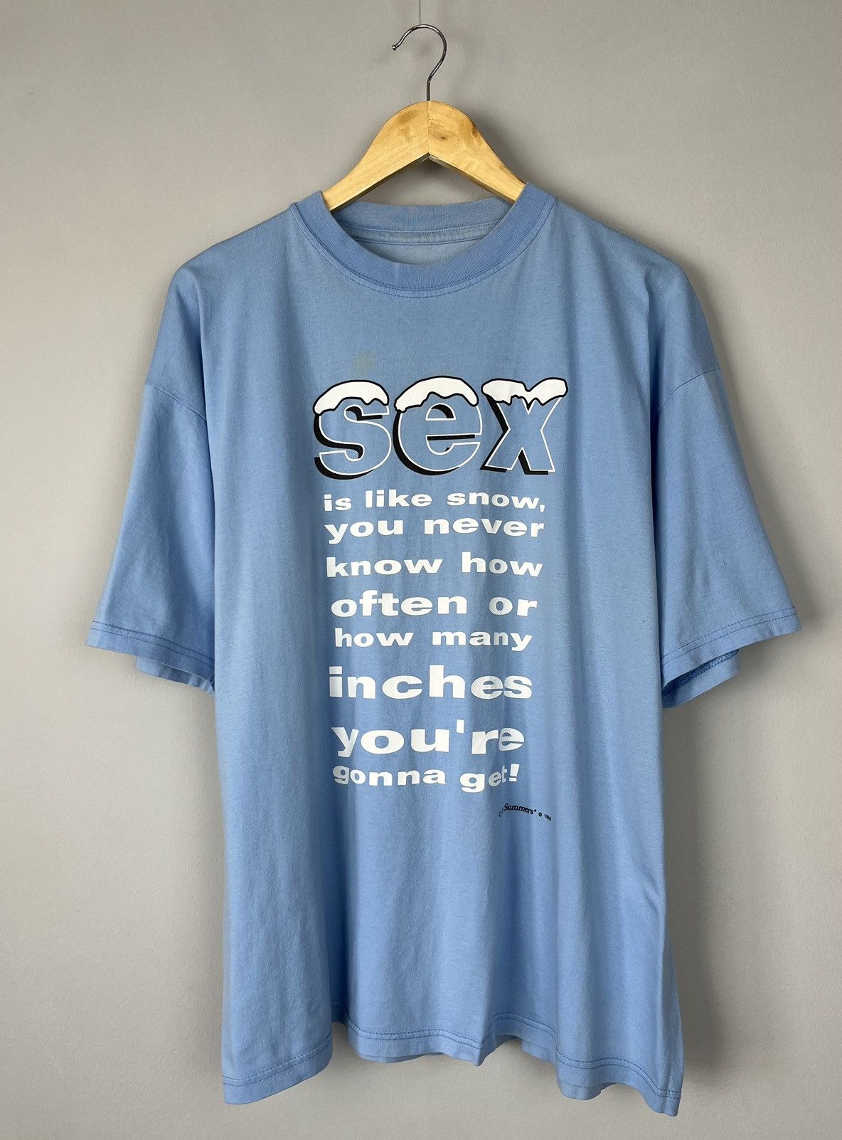 Hot Model Sex × Vintage Sex 18+ Funny Vintage 90s Retro Streetwear Tee Shirt Size US XL / EU 56 / 4 - 1 Thumbnail