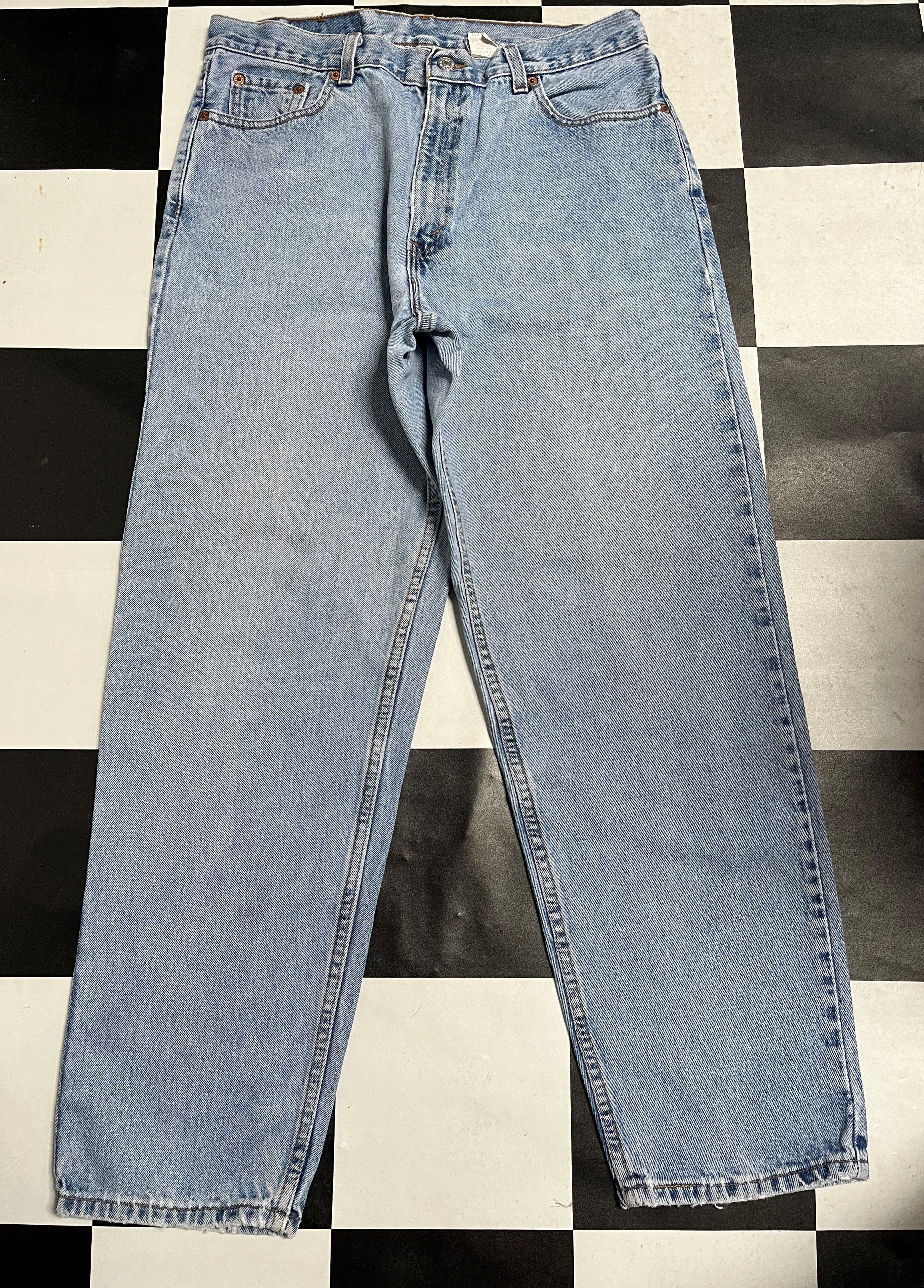 Levi's Vintage Levis 560 Loose Fit Straight Leg Jeans -L194 Size US 33 - 1 Thumbnail