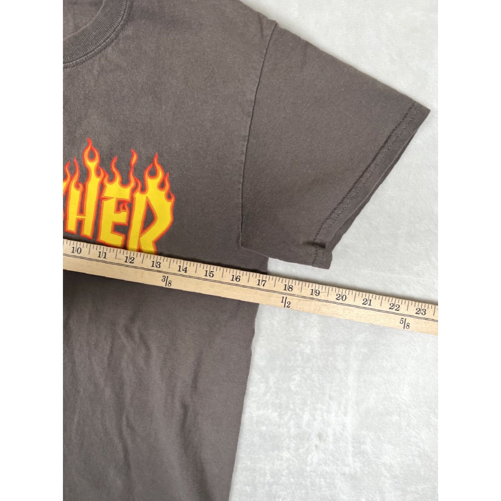 Thrasher VINTAGE Thrasher T-Shirt Men S Gray Crew Neck Short Sleeve 90s Grunge Classic Size US S / EU 44-46 / 1 - 7 Thumbnail