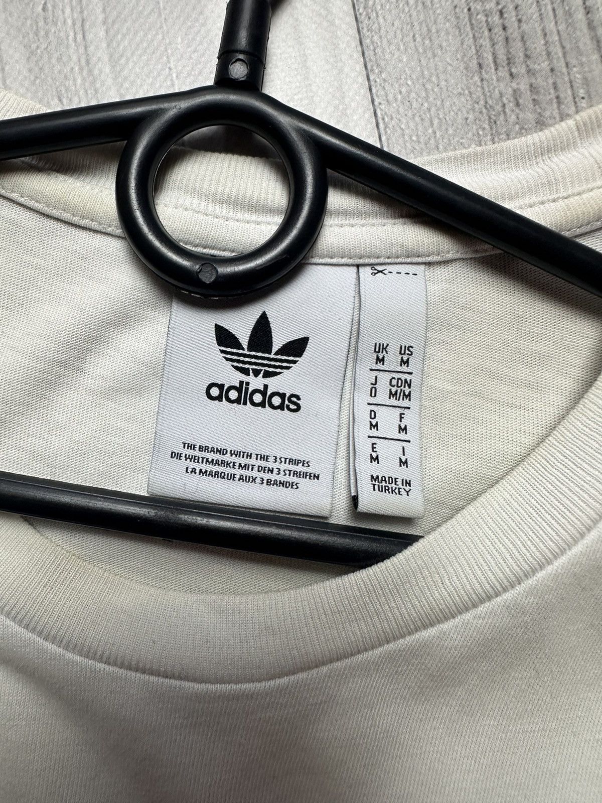 Adidas × Vintage Vintage adidas England retro tee size M Size US M / EU 48-50 / 2 - 4 Thumbnail