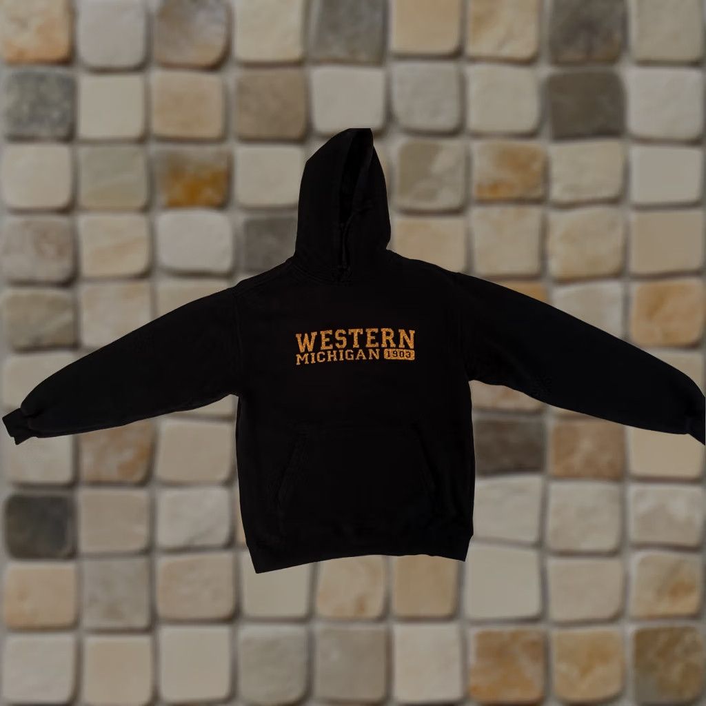 Vintage VINTAGE Beimar Western Michigan Broncos Hoodie Cotton Black Pullover Medium Unisex Adults 1903 Football Gym Training Running University School Size US M / EU 48-50 / 2 - 1 Thumbnail