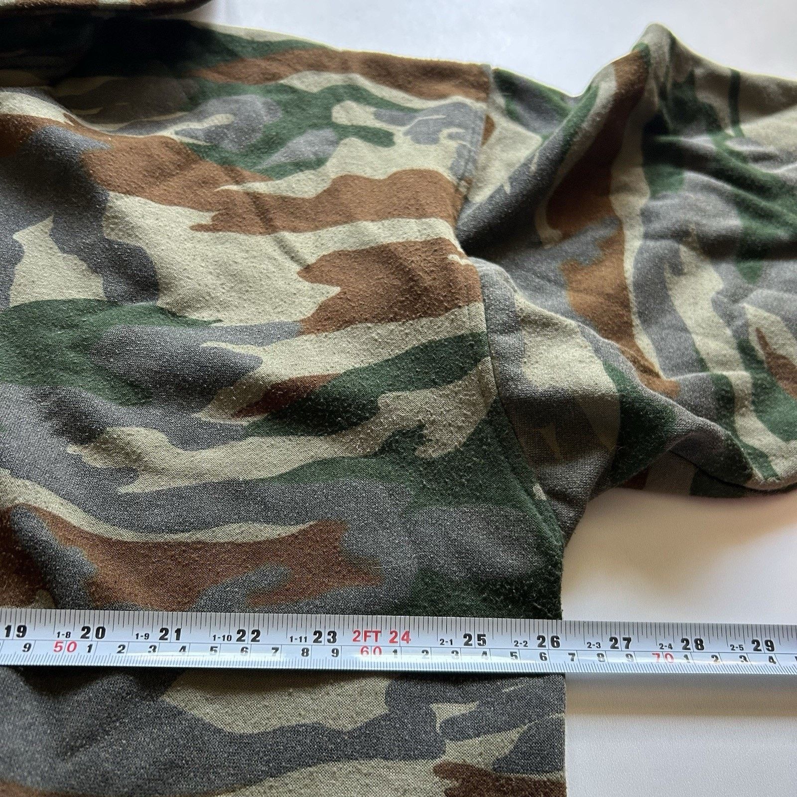 Vintage Vintage Woodland Camo Zip Up Hoodie XL 90s Camouflage Rare Size US XL / EU 56 / 4 - 4 Thumbnail