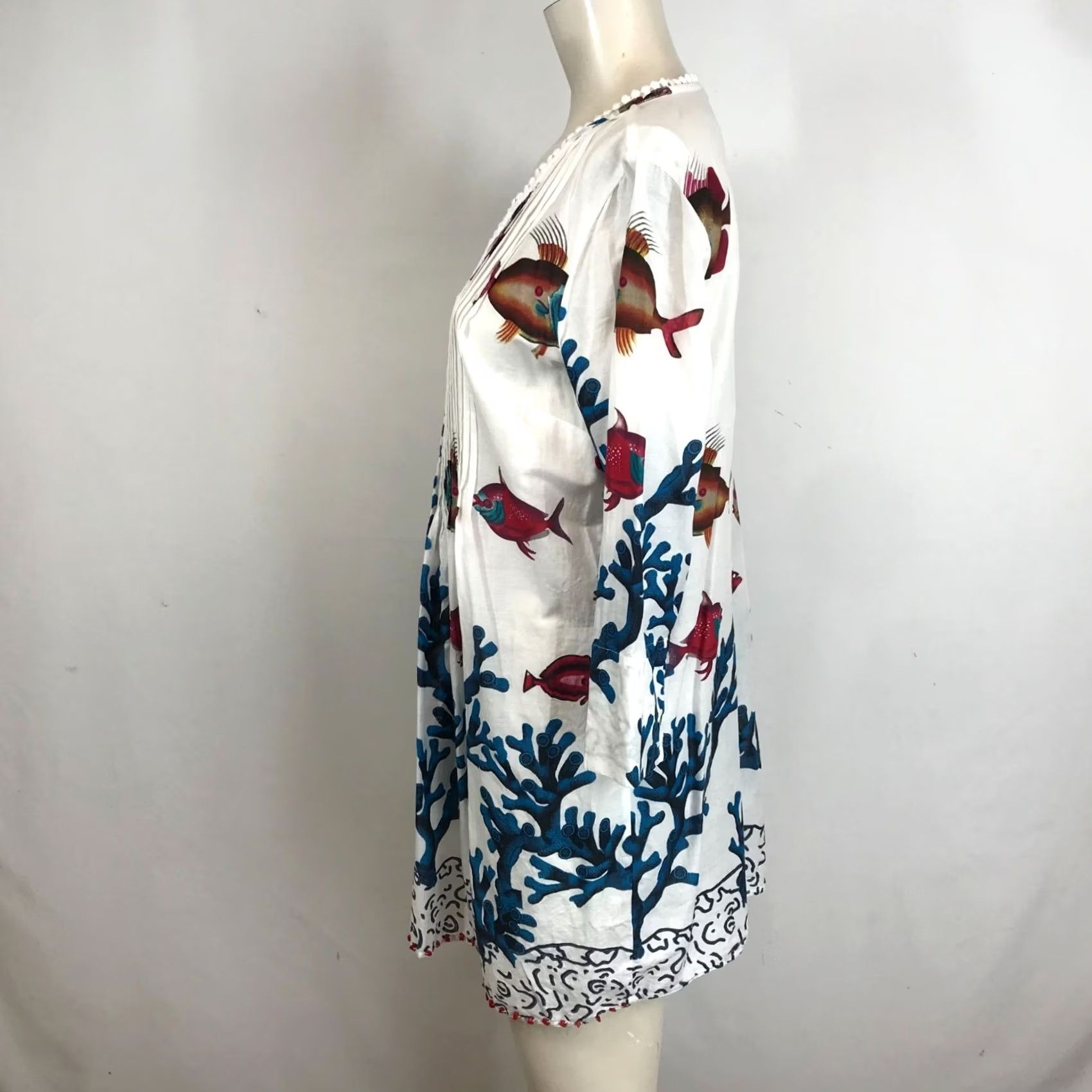 Soft Surroundings SOFT SURROUNDINGS WOMEN'S SMALL WHITE TUNIC TOP CORAL FISH PRINT COVER UP TUNIC BLOUSE 3/4 S/S V-NECK Size S / US 4 / IT 40 - 6 Thumbnail