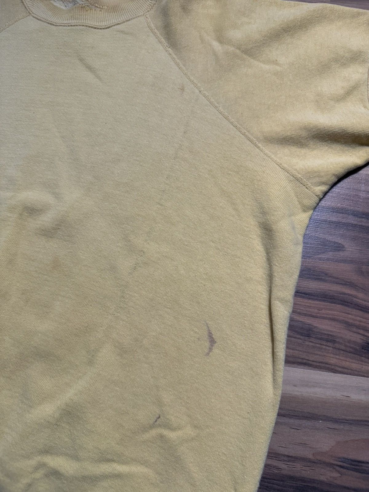 Vintage True vintage faded yellow short sleeve sweat 60s / 70s vtg Size US M / EU 48-50 / 2 - 5 Thumbnail