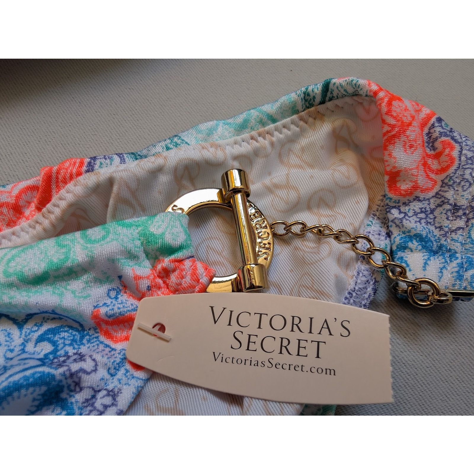 Victoria's Secret NWT Victoria’s Secret Bikini Set S Paisley Gold Trim Size S / US 4 / IT 40 - 5 Thumbnail
