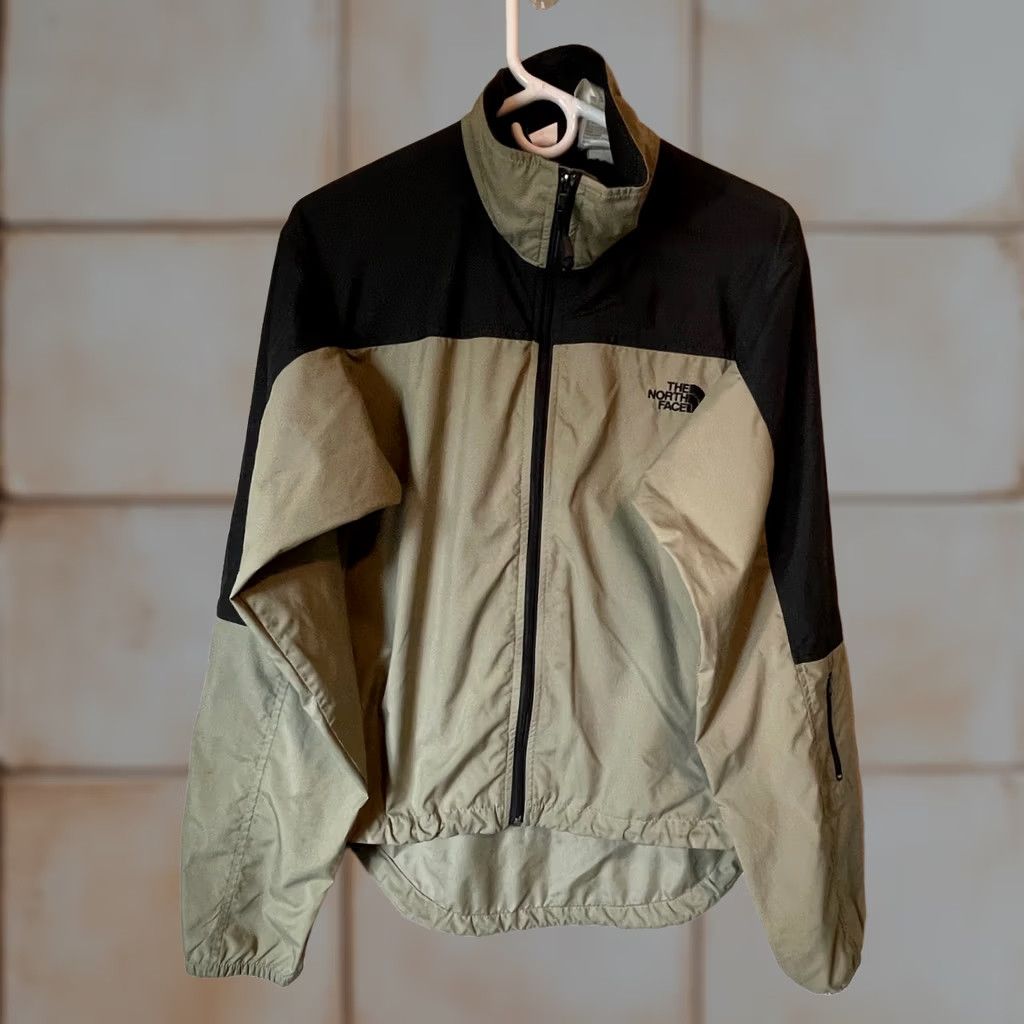 The North Face The North Face Windbreaker Jacket Mens Medium Colorblock Lightweight Windproof Breathable Full Zip Packable Size US M / EU 48-50 / 2 - 1 Thumbnail