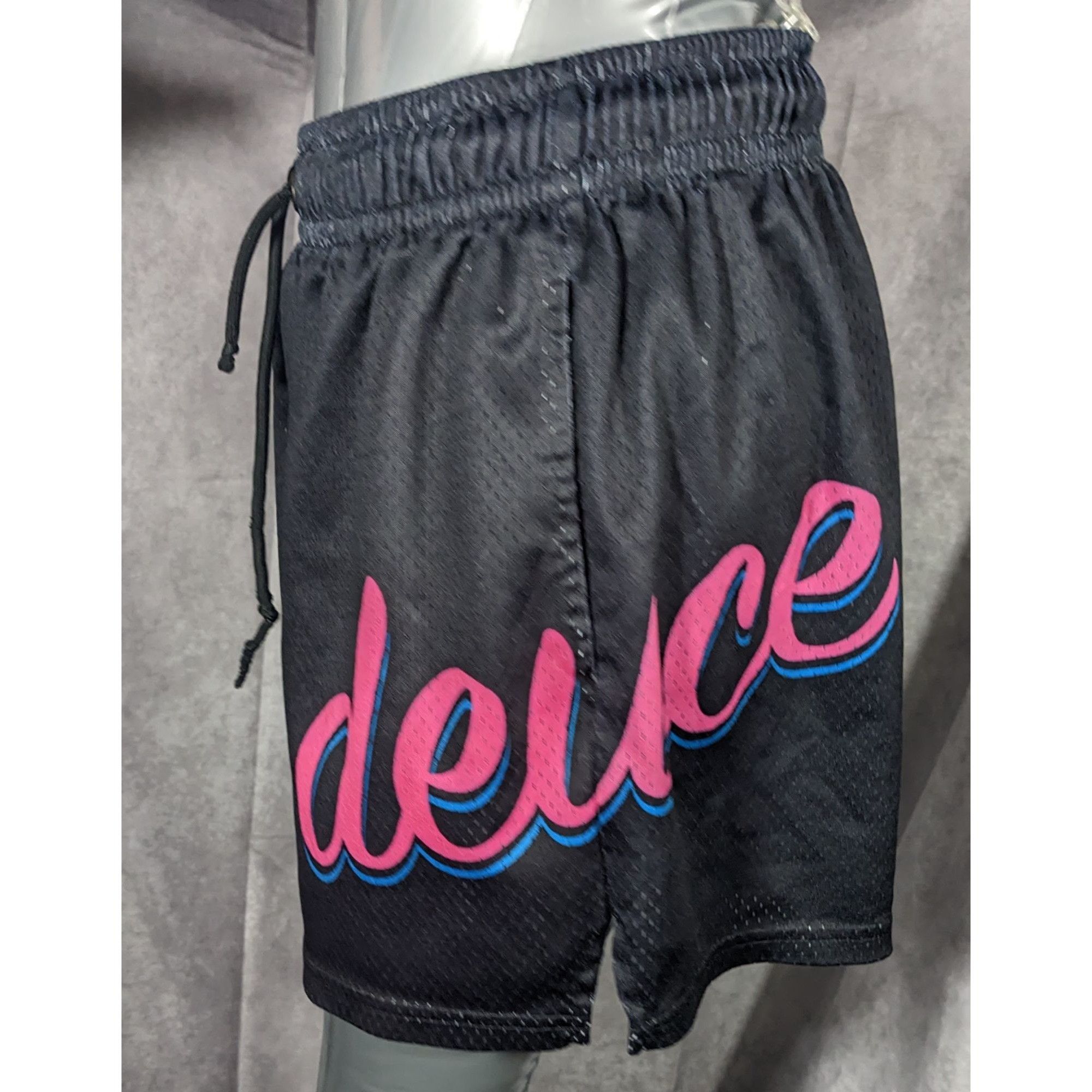 Other Deuce Clothing Black And Pink Athletic Shorts Size Small Size US 26 / EU 42 - 9 Thumbnail
