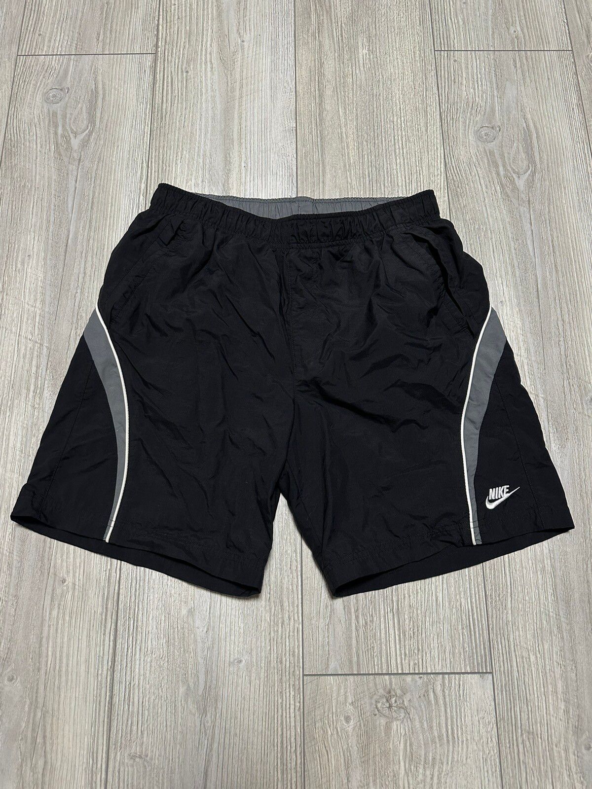 Pre-owned Nike X Vintage Nike Nylon Shorts Hype Y2k Streetwear Style In Black