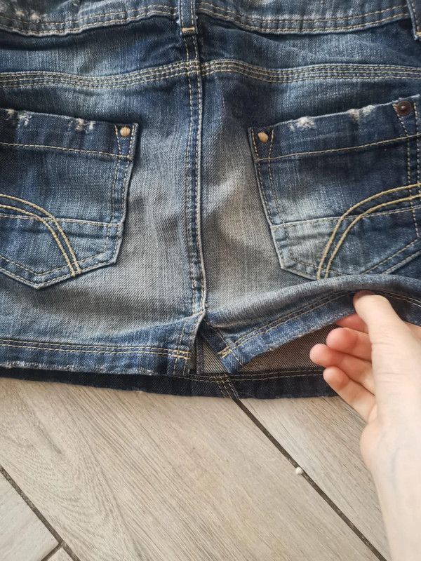 Benetton Benetton vintage denim skirt 8 Size 27" / US 4 / IT 40 - 6 Thumbnail