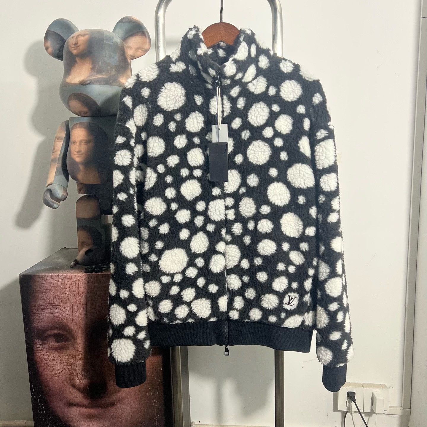 Louis Vuitton Louis Vuitton Jacket L Women Size L / US 10 / IT 46 - 1 Thumbnail