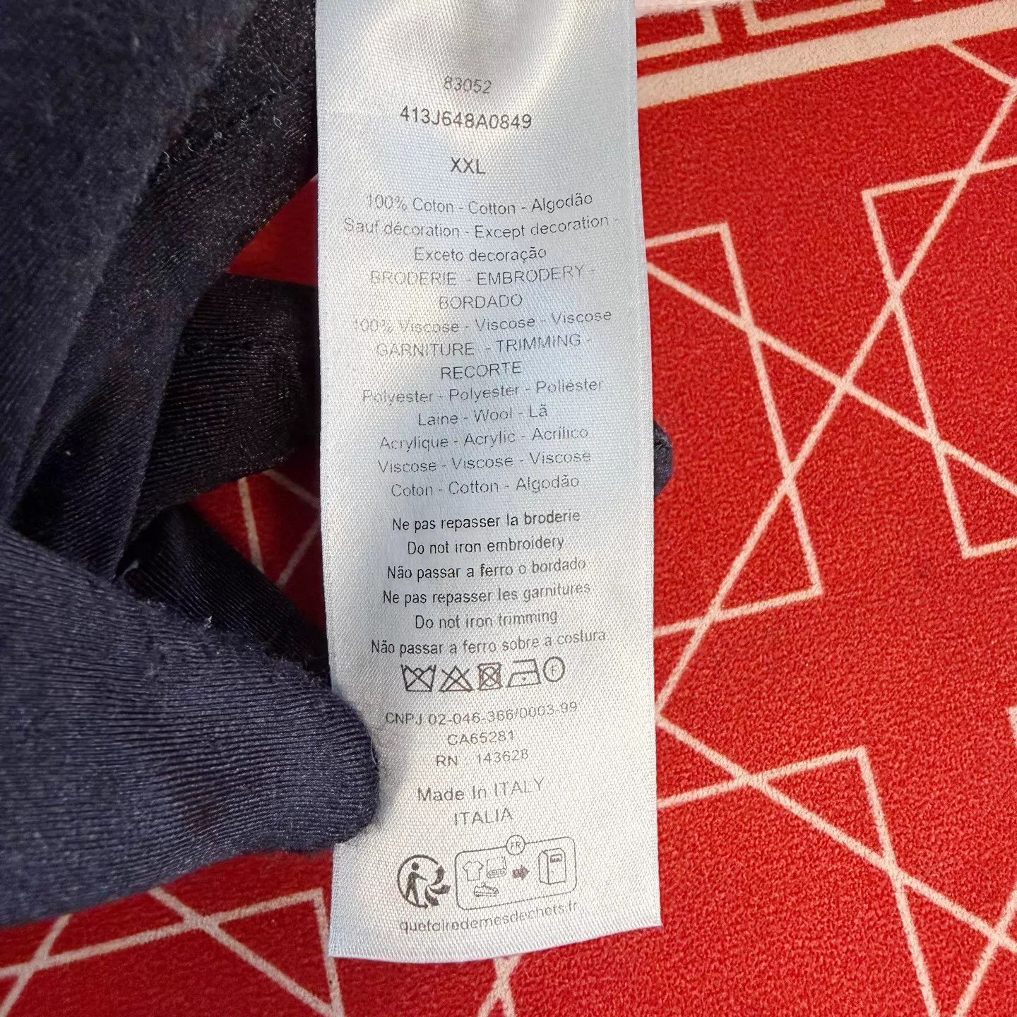 Dior Dior Dragon Logo Pocket Crewneck Tee White 2XL Size US XXL / EU 58 / 5 - 5 Thumbnail
