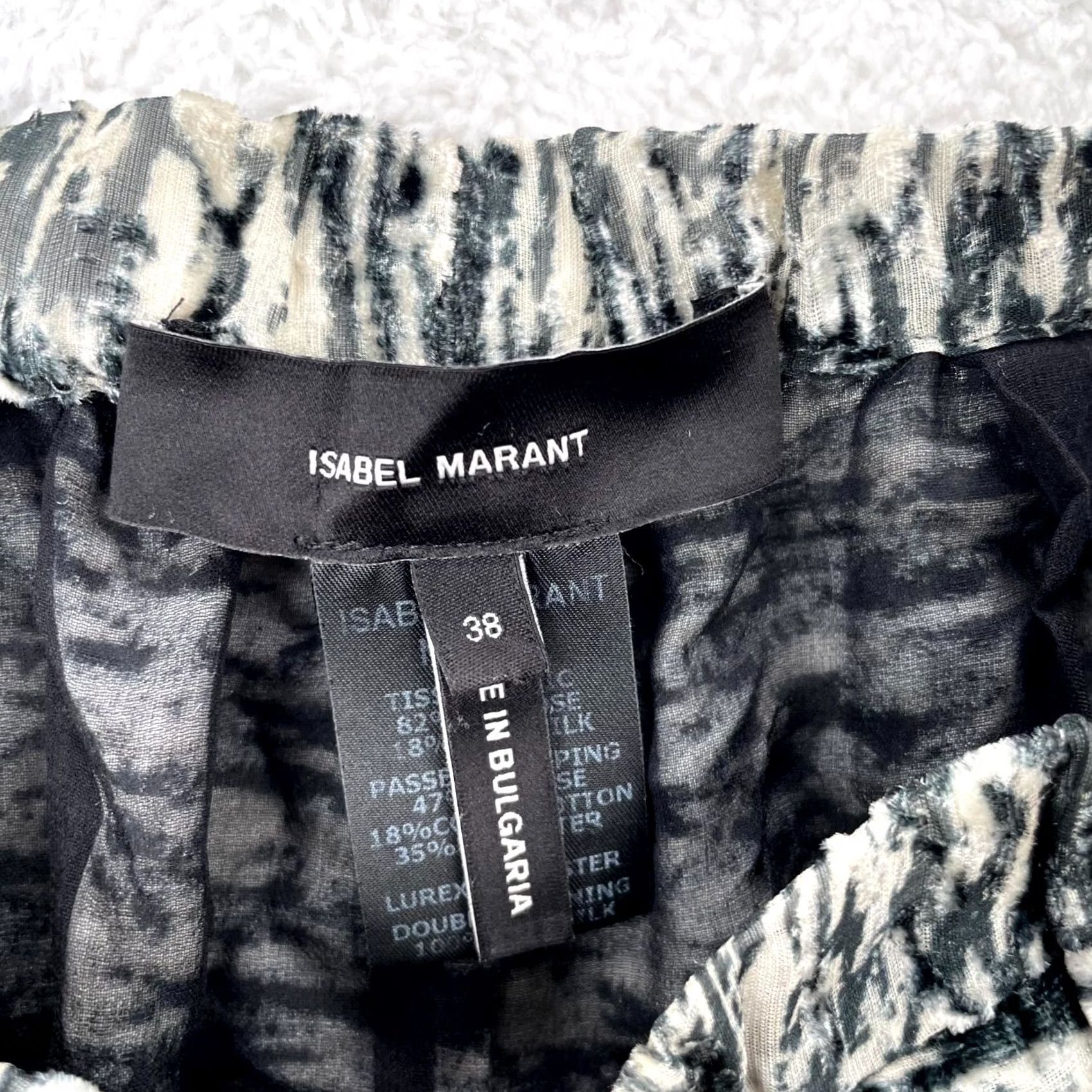 Isabel Marant Isabel Marant Skirt Womens 38 Gray Velvet Eitan Print Chiffon Elastic Waist Short Skirt 38 Womens Gray Velvet Athletic Style 90s? Size 26" / US 2 / IT 38 - 2 Thumbnail