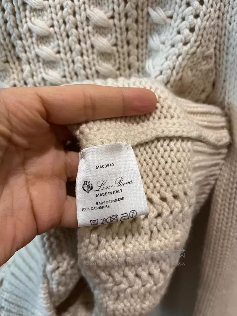 Loro Piana Loro Piana Cable Knit Baby Cashmere Collar Sweater Size XS / US 0-2 / IT 36-38 - 5 Thumbnail