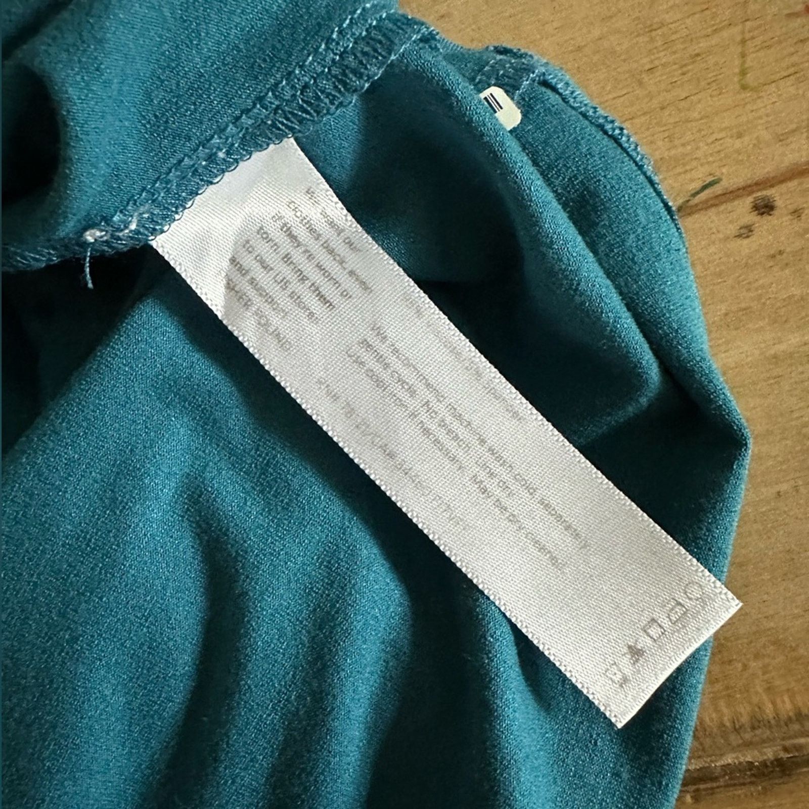 Eileen Fisher Like new! Eileen Fisher Soft Stretch Jersey Tank - Small Size S / US 4 / IT 40 - 4 Thumbnail